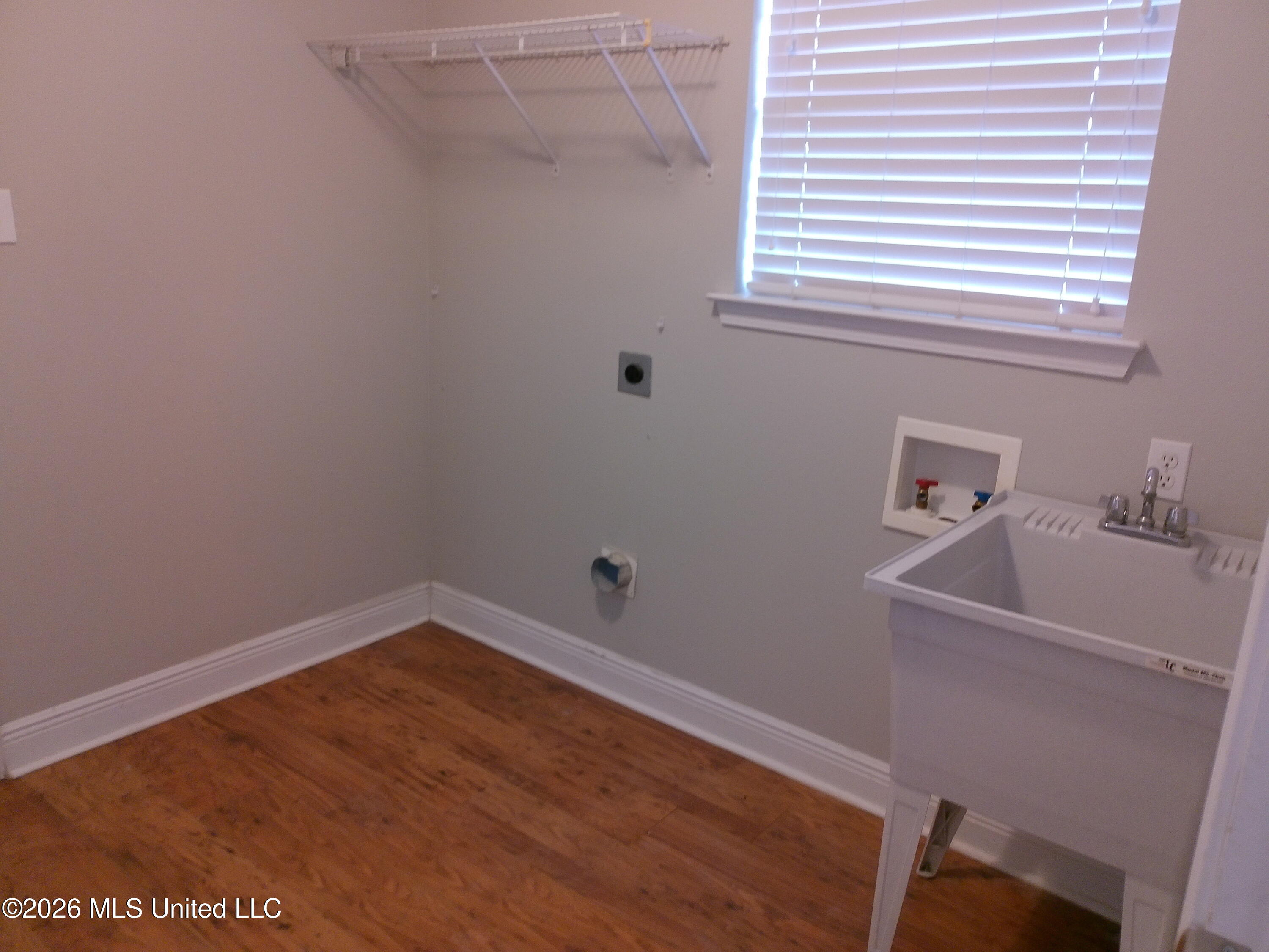 14597 Bruce Cove Property Photo 10