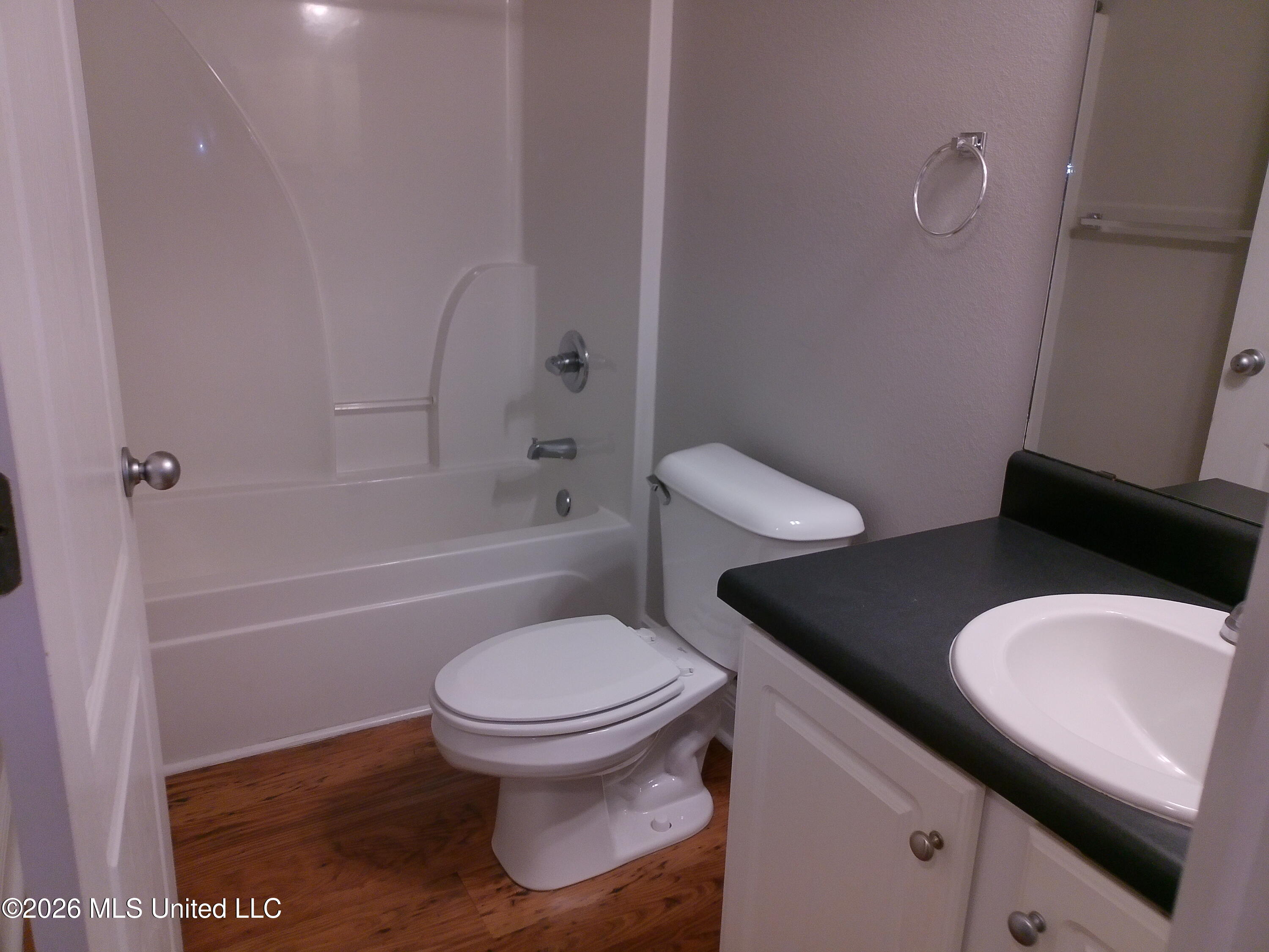 14597 Bruce Cove Property Photo 13