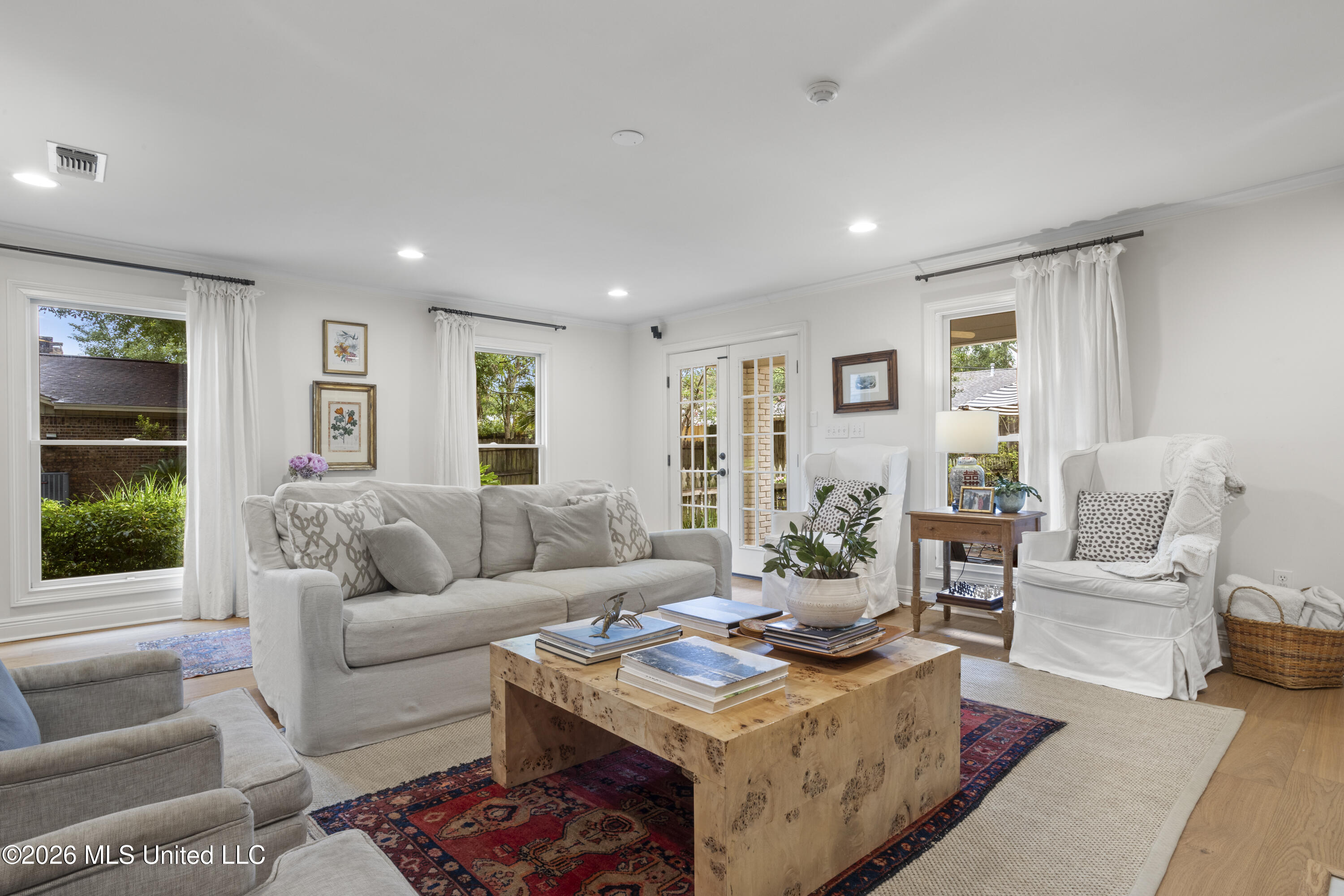 45 Greenbriar Drive Property Photo 16