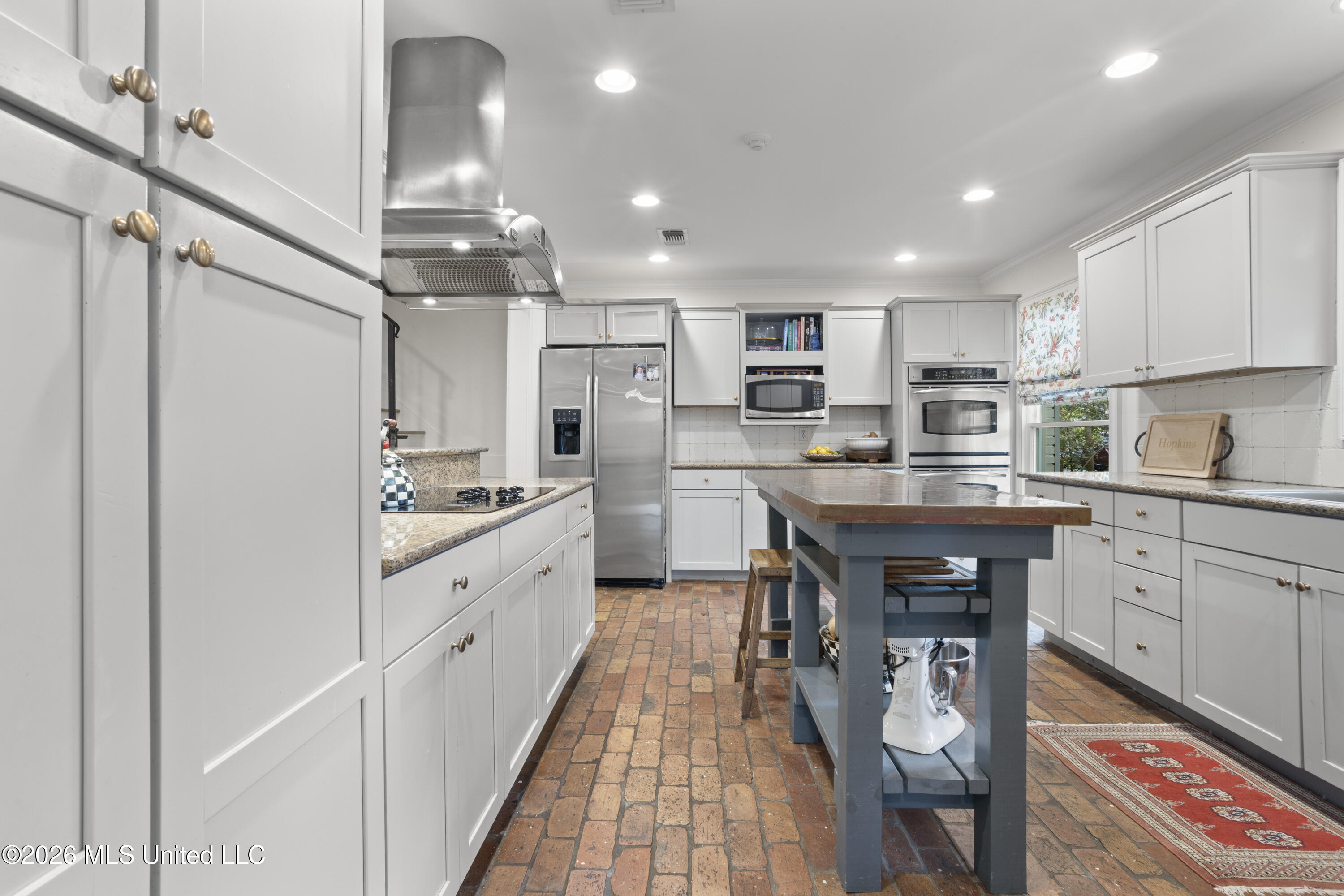 45 Greenbriar Drive Property Photo 25