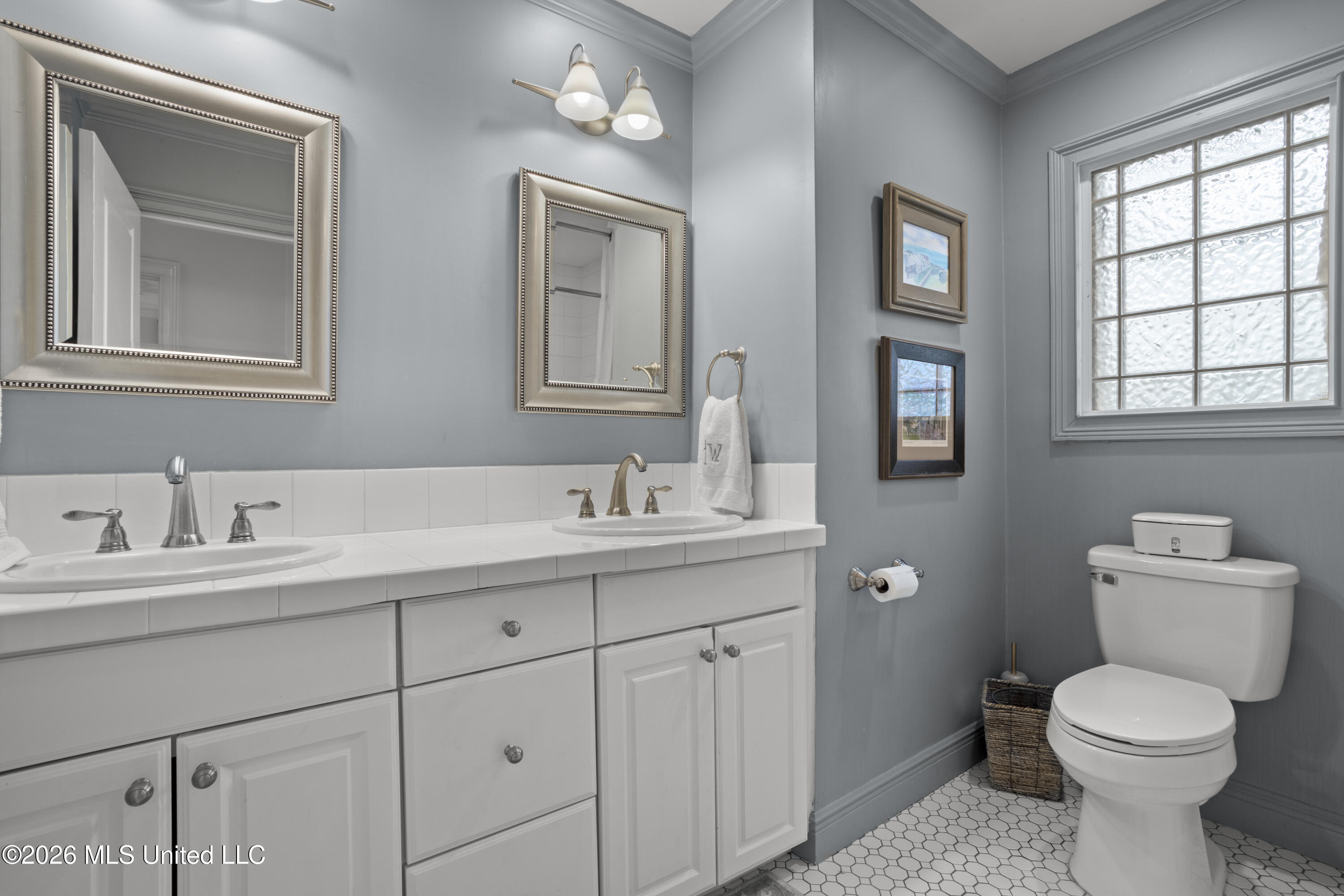 45 Greenbriar Drive Property Photo 41