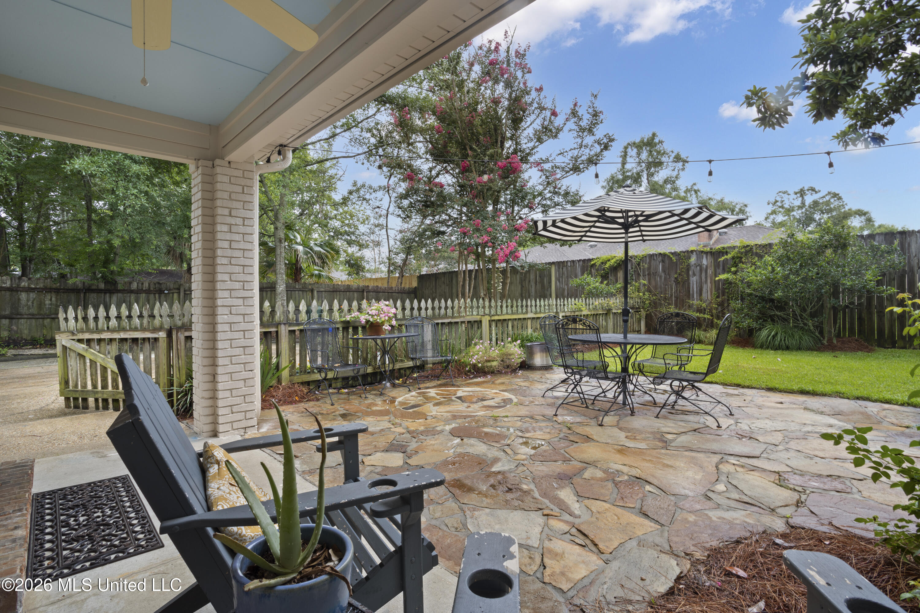 45 Greenbriar Drive Property Photo 50