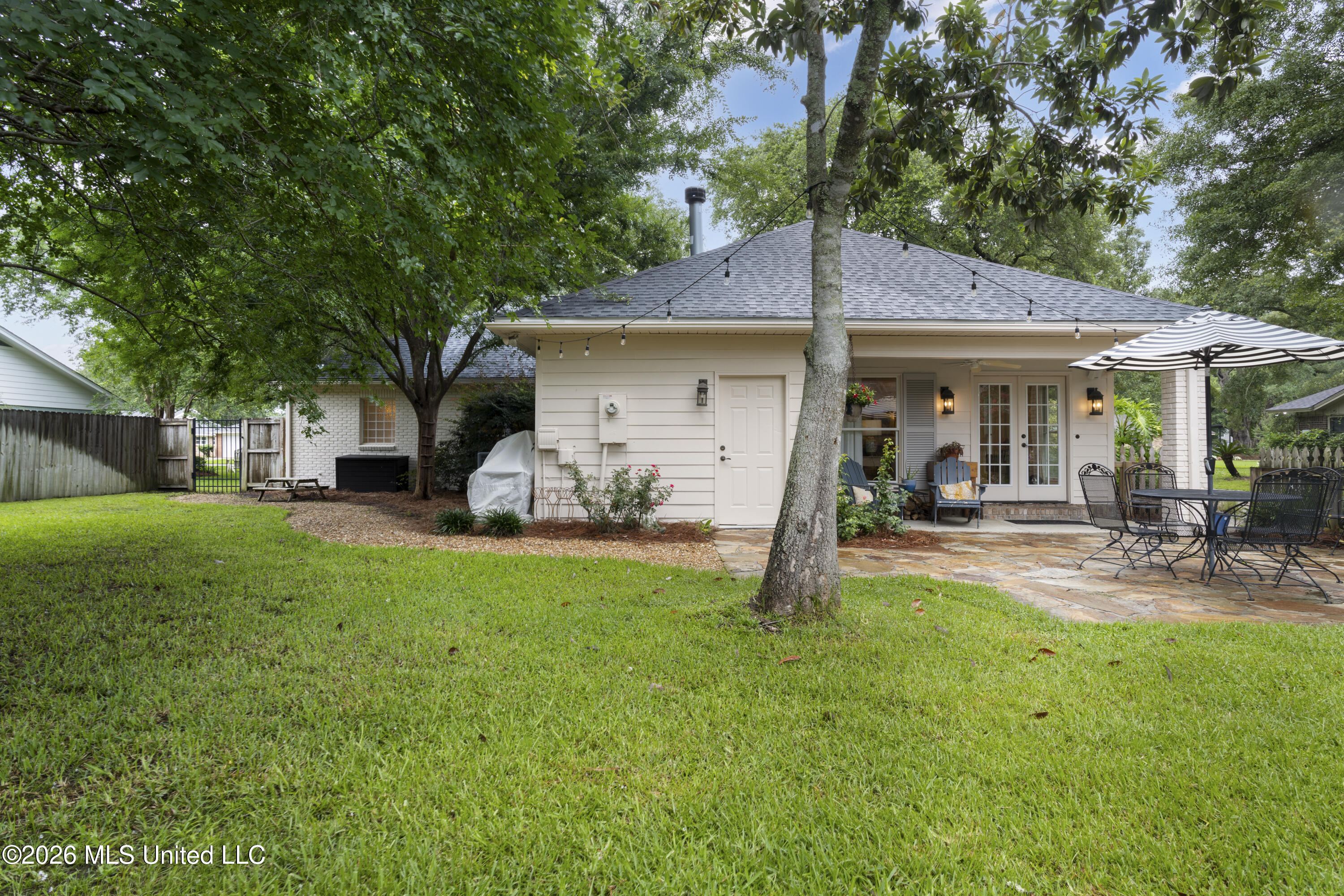 45 Greenbriar Drive Property Photo 53