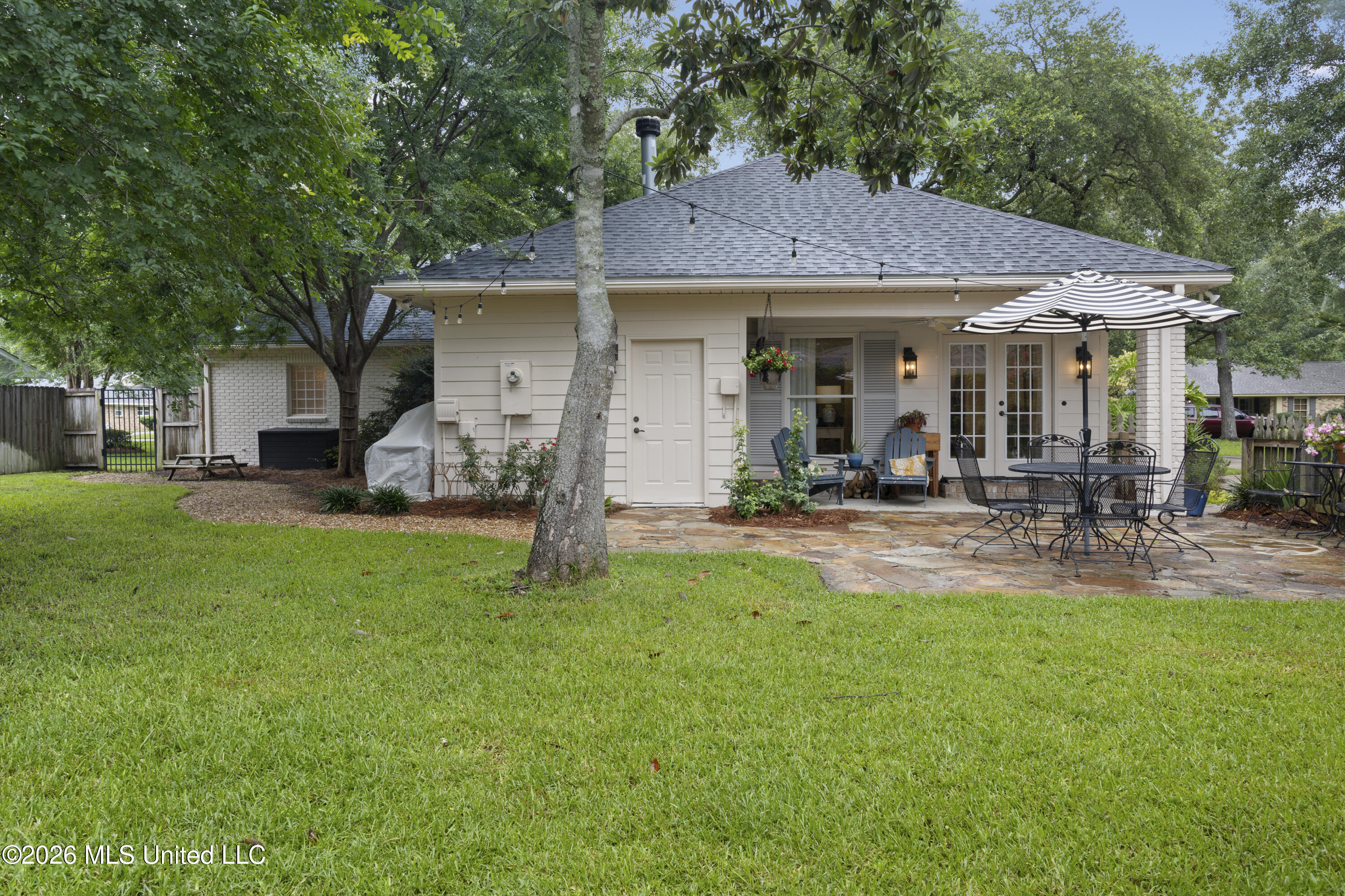 45 Greenbriar Drive Property Photo 54