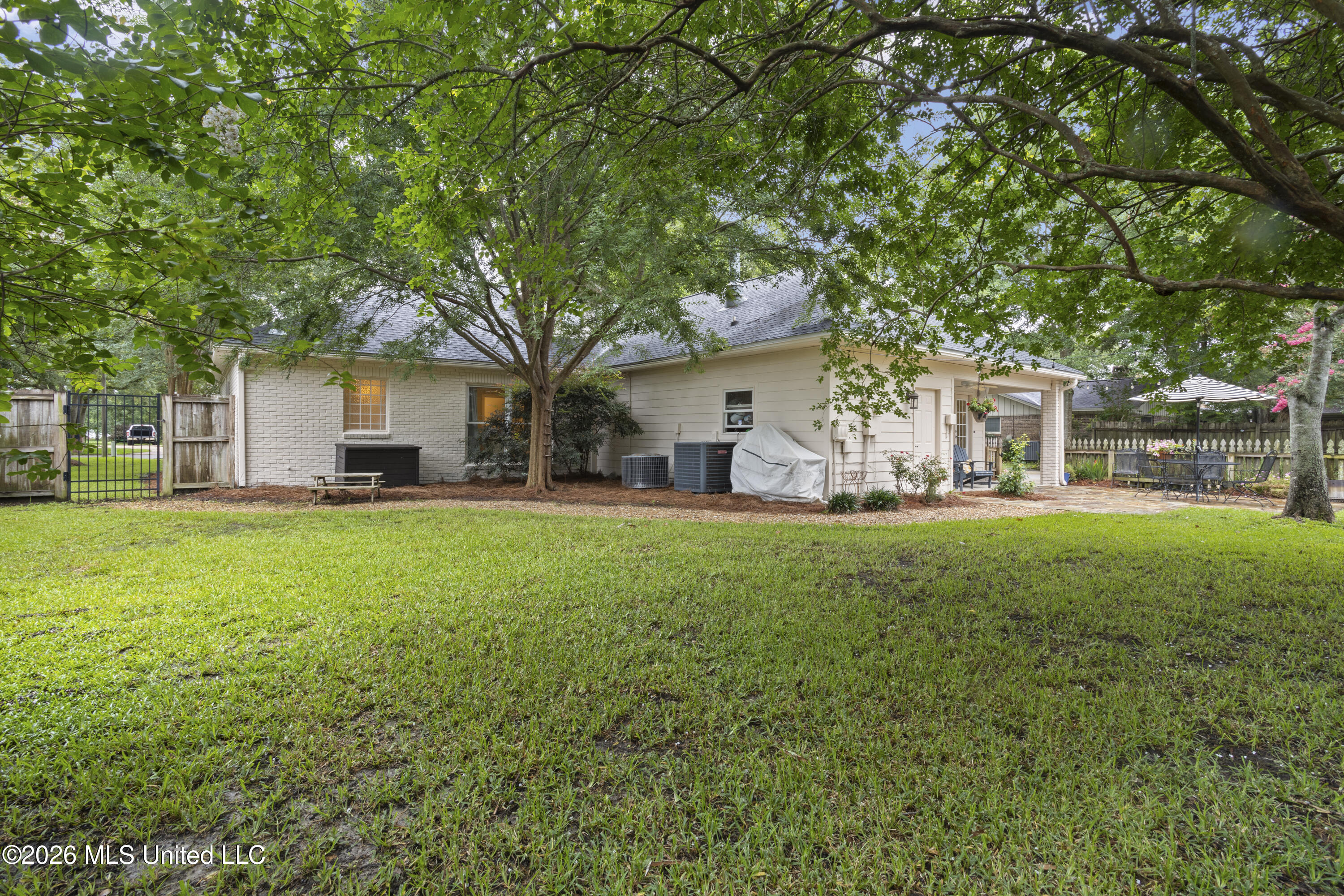 45 Greenbriar Drive Property Photo 55