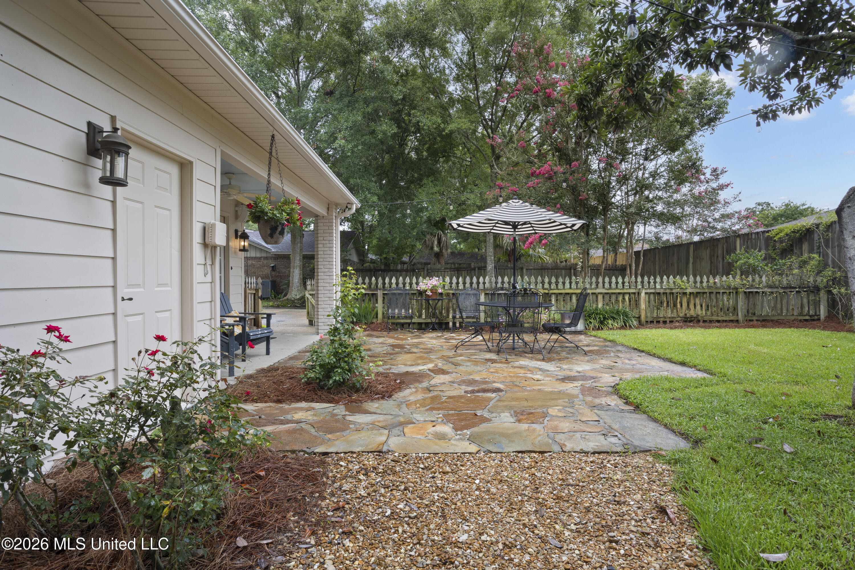 45 Greenbriar Drive Property Photo 57