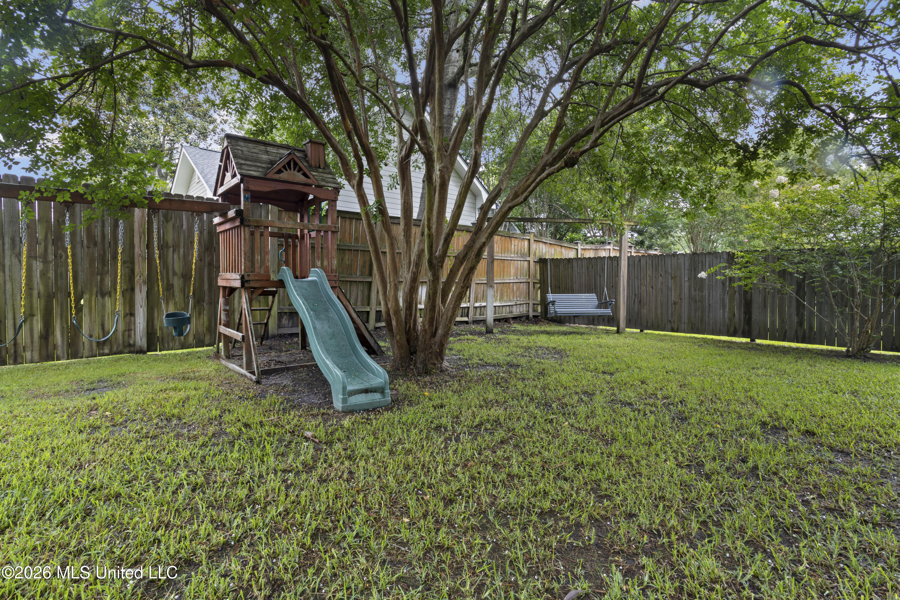 45 Greenbriar Drive Property Photo 58
