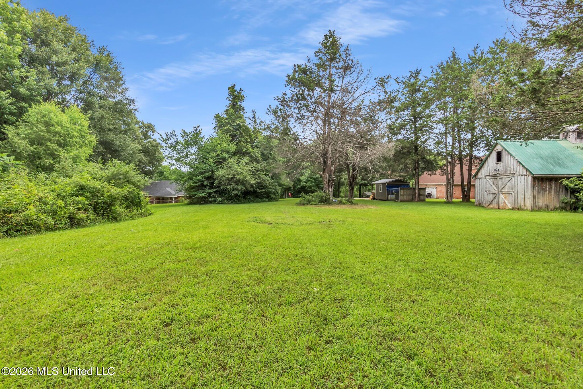 111 Dogwood Road Property Photo 23