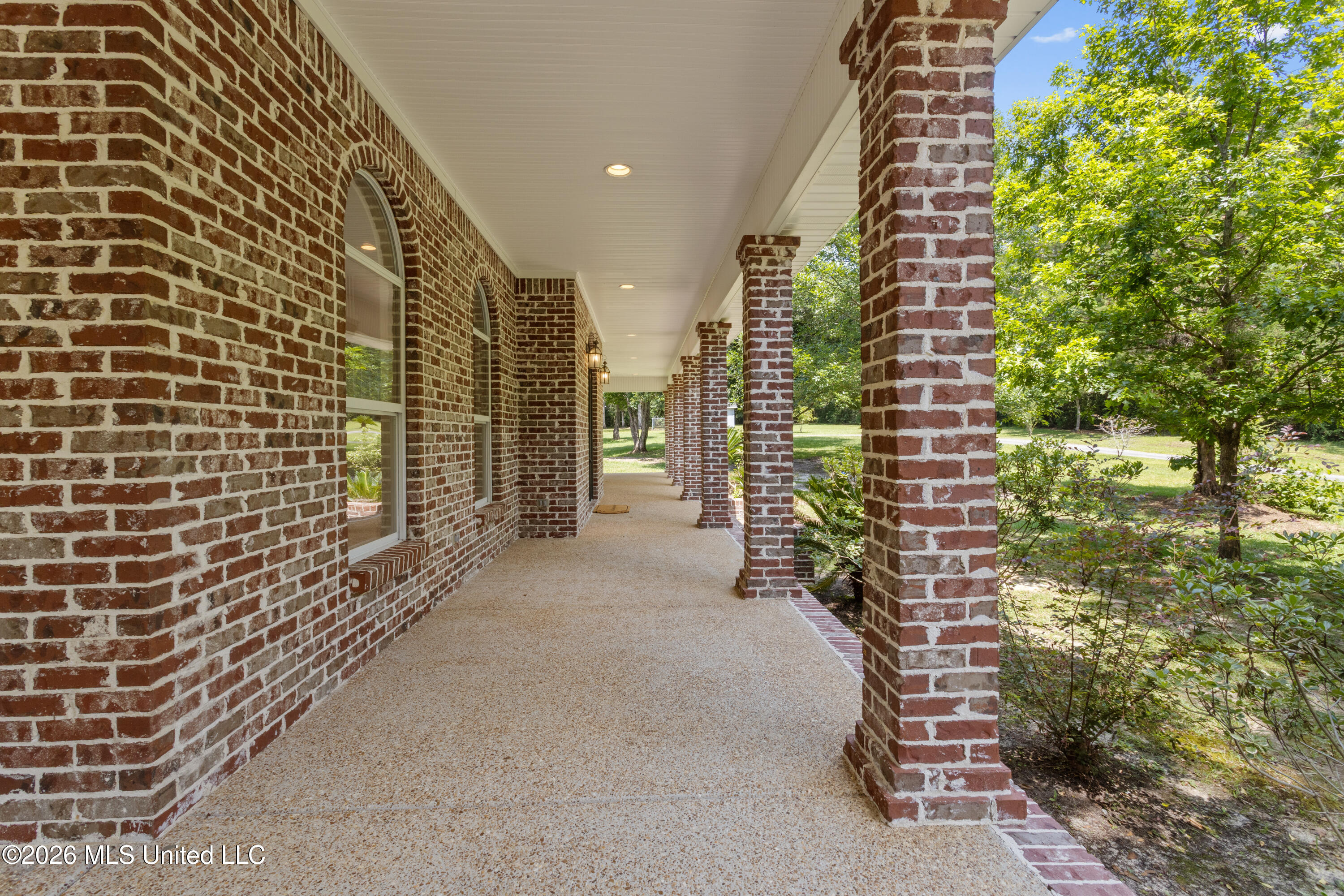 16109 Roberts Road Property Photo 10