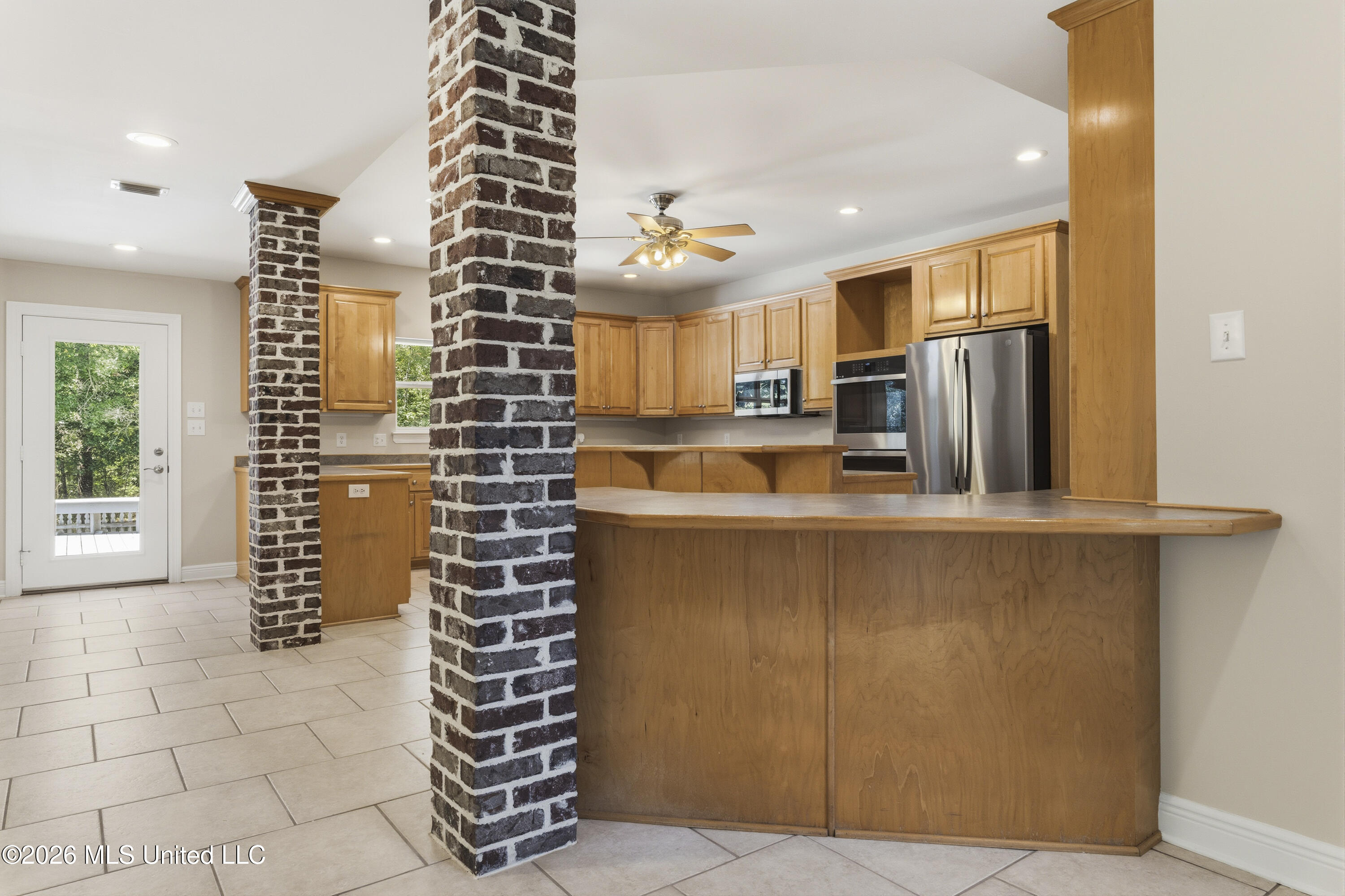 16109 Roberts Road Property Photo 20