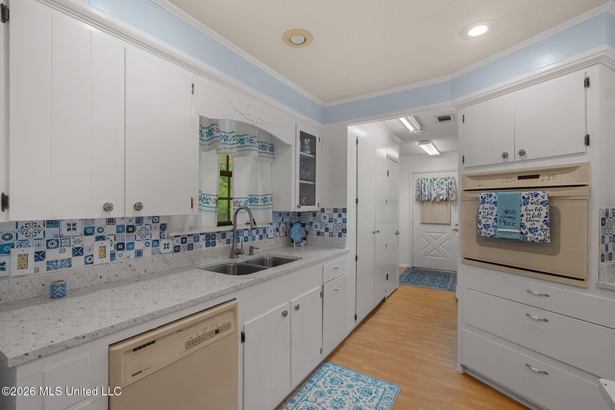 606 Pierce Road Property Photo 11