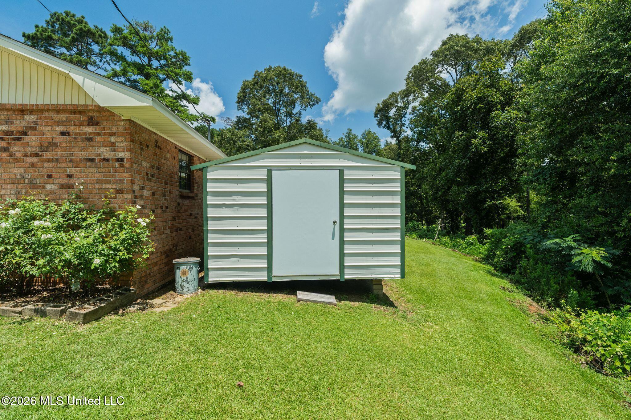 606 Pierce Road Property Photo 31