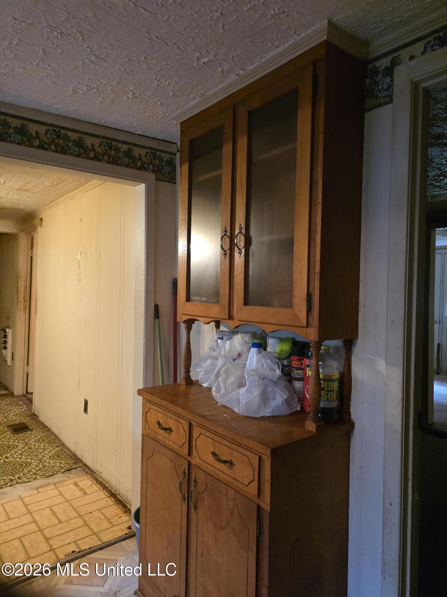 318 Denwiddie Avenue Property Photo 5