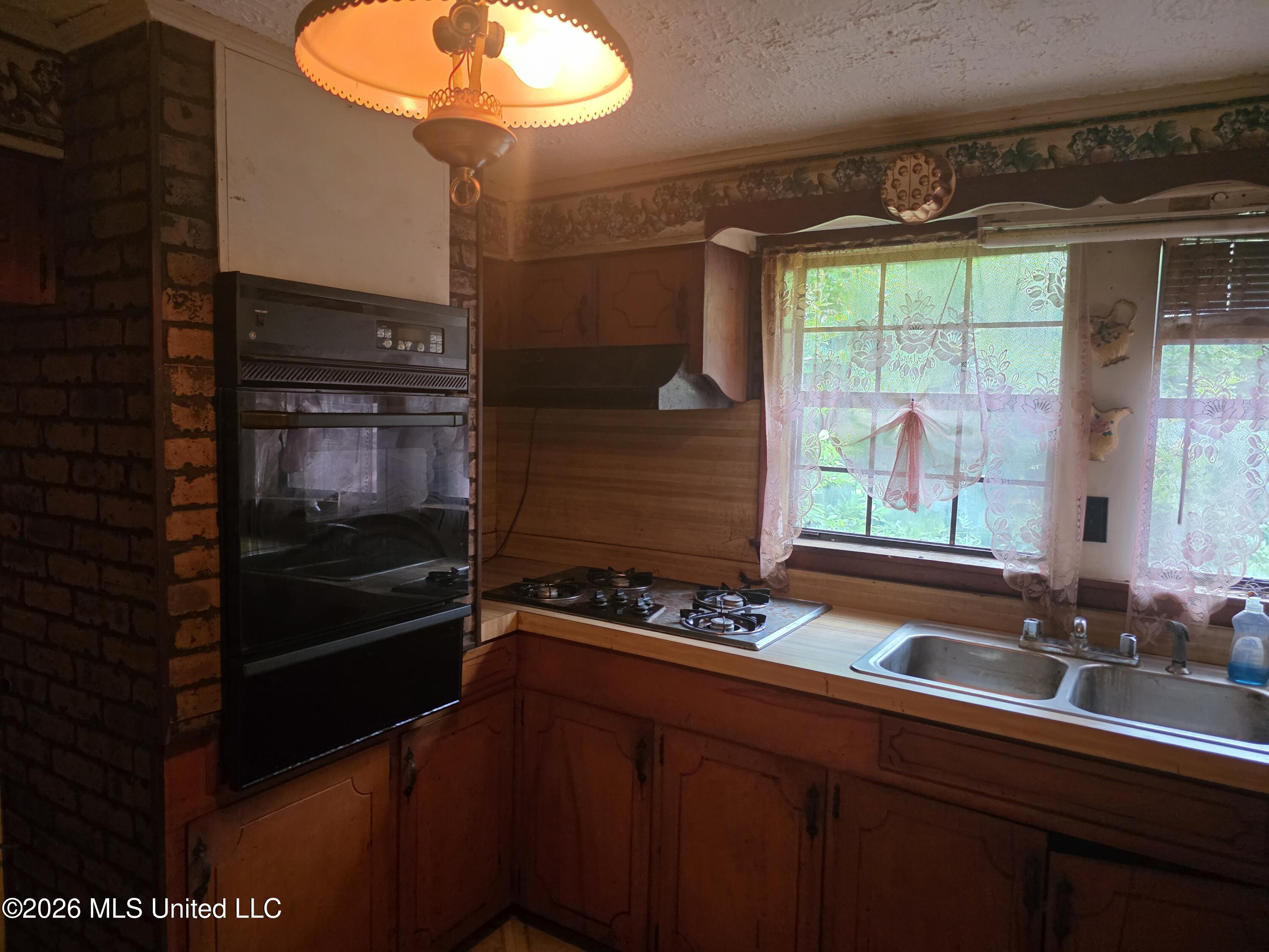 318 Denwiddie Avenue Property Photo 8