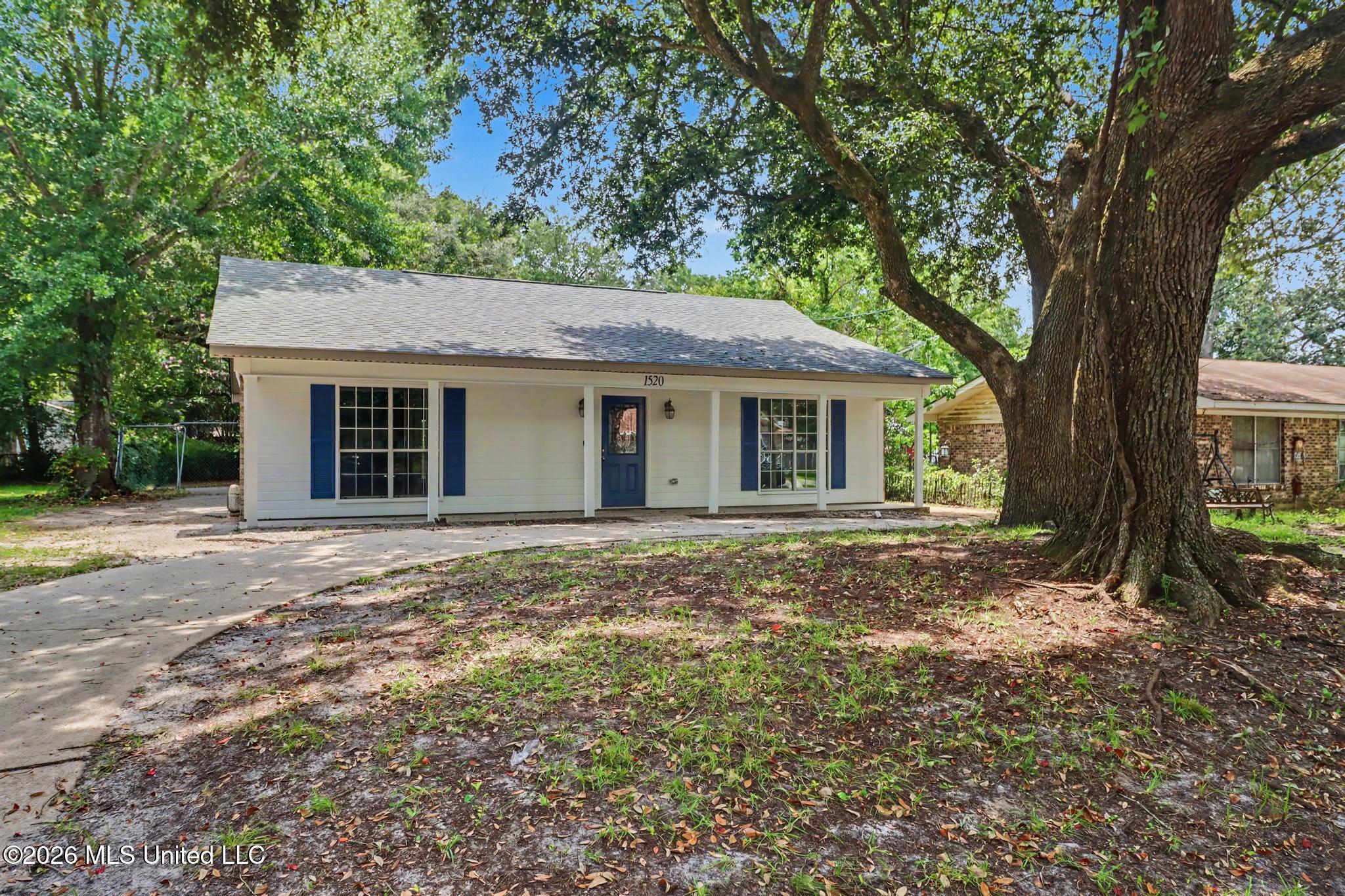 1520 S 10th Street Property Photo 1