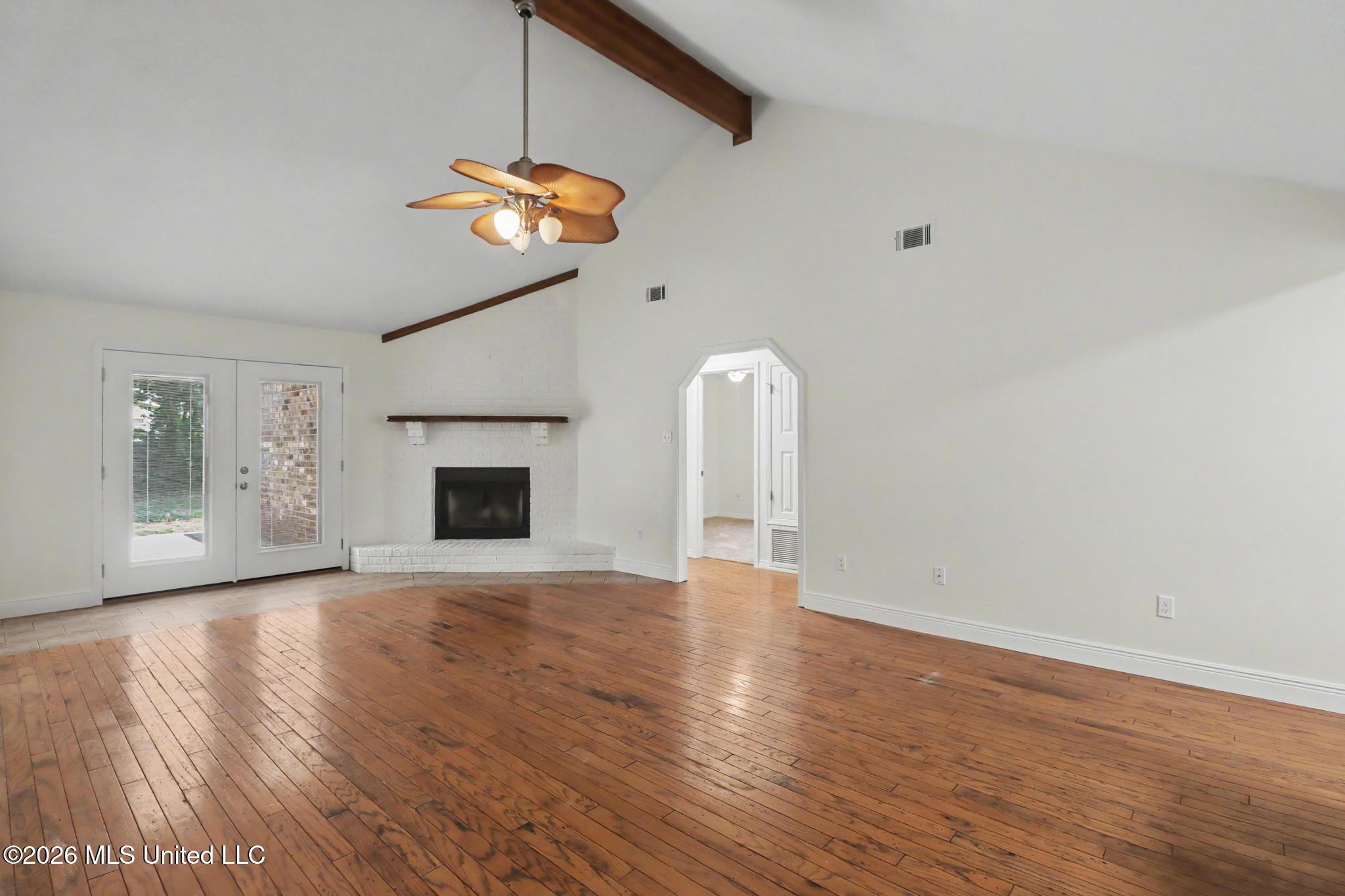 1520 S 10th Street Property Photo 3