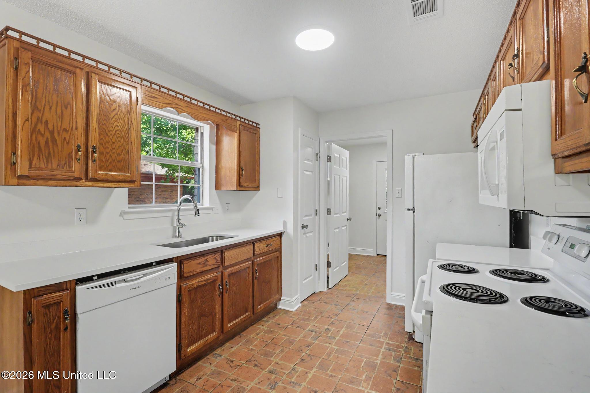 1520 S 10th Street Property Photo 6