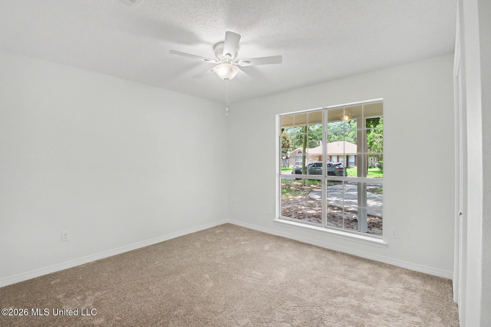 1520 S 10th Street Property Photo 9