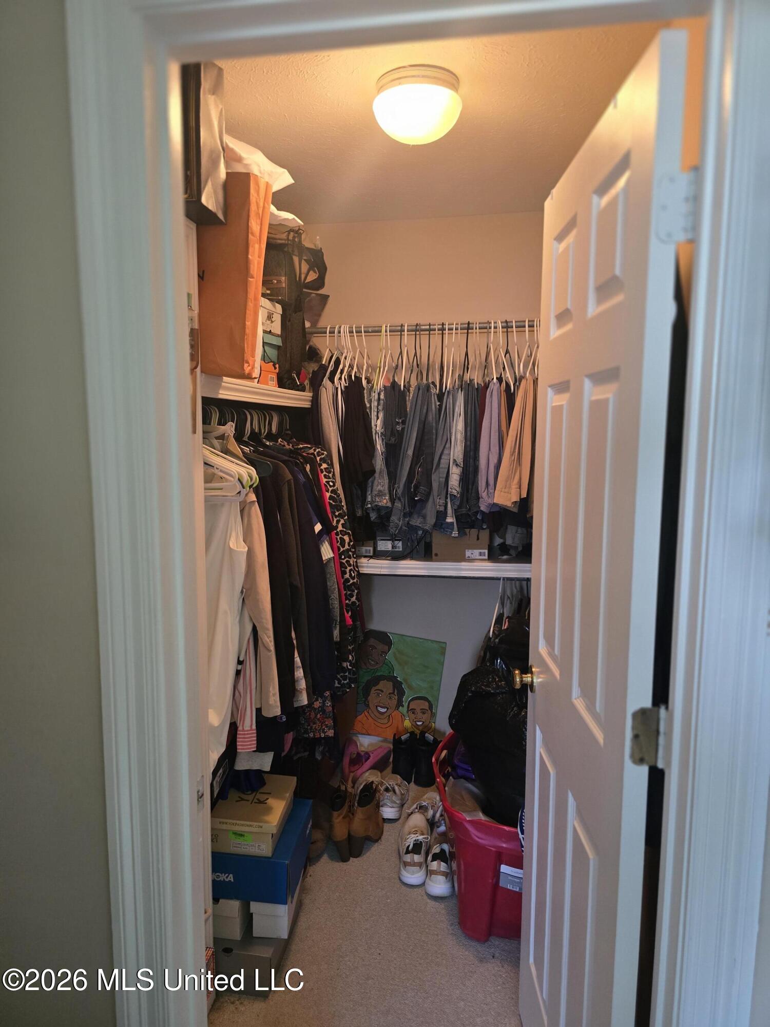606 Summer Place Property Photo 13