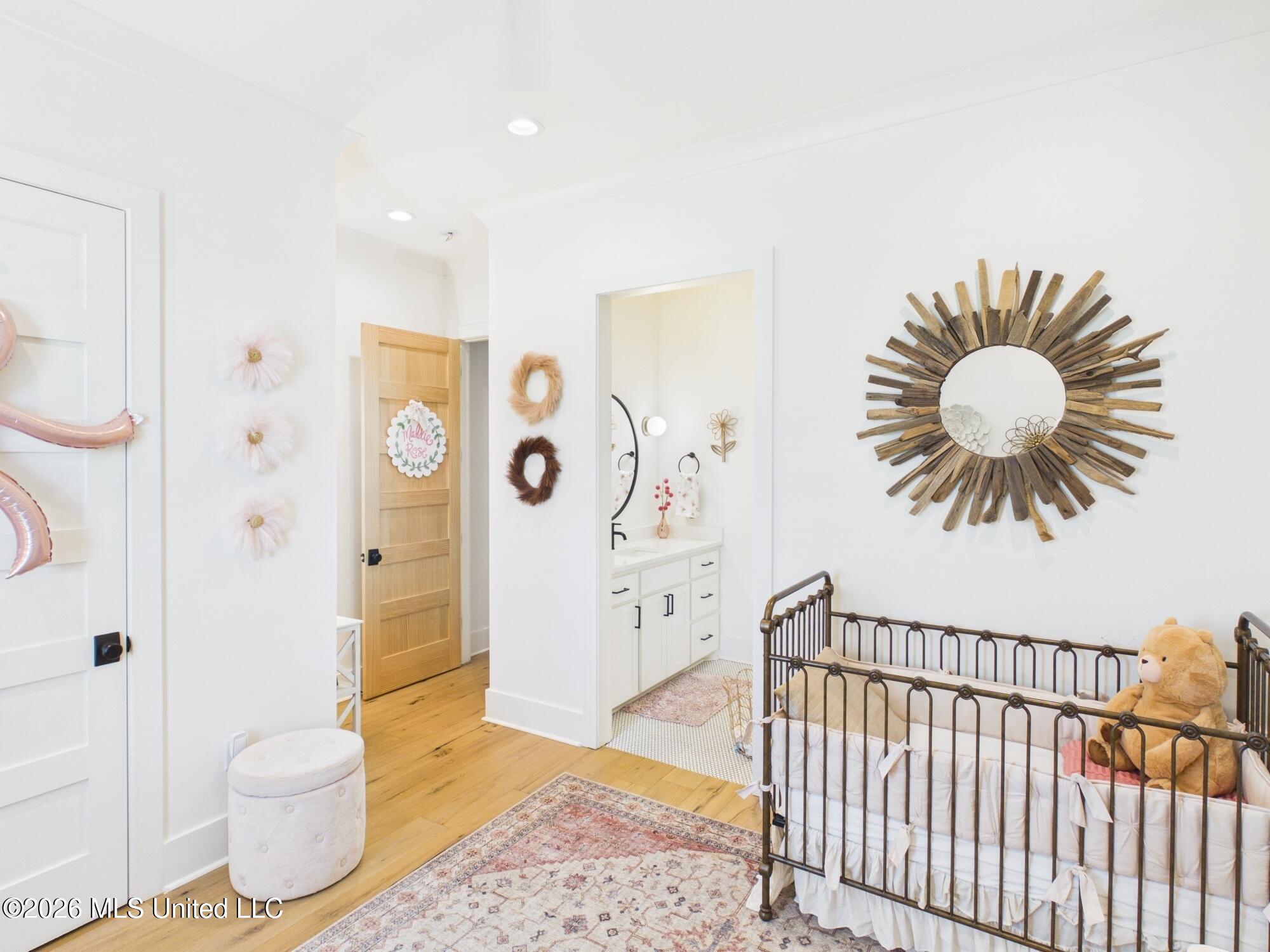 122 Churchill Place Property Photo 24