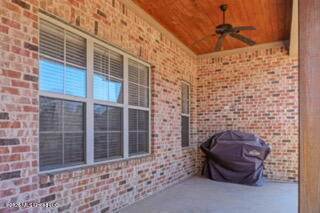 204 Stone Creek Drive Property Photo 27