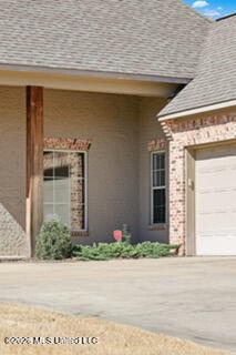 204 Stone Creek Drive Property Photo 33