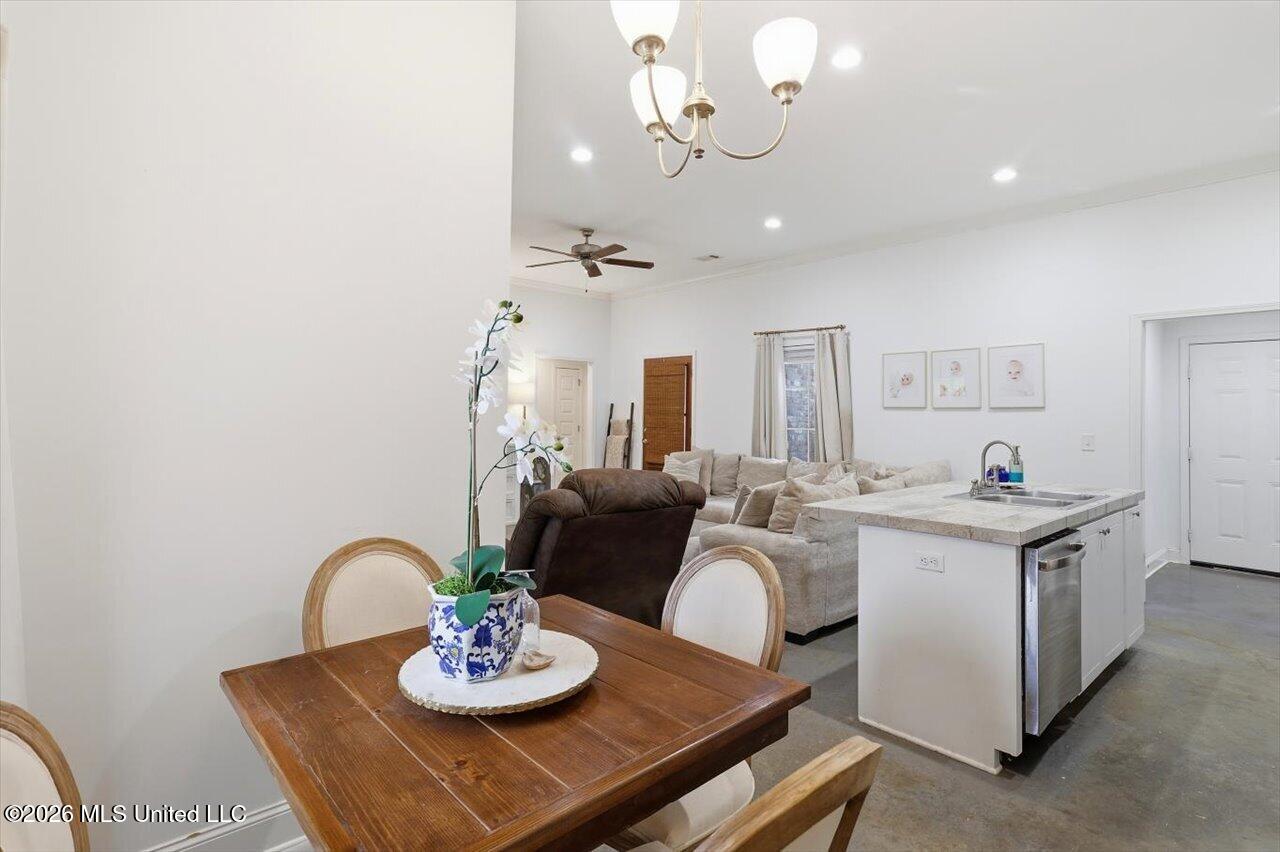 903 Filmore Drive Property Photo 14