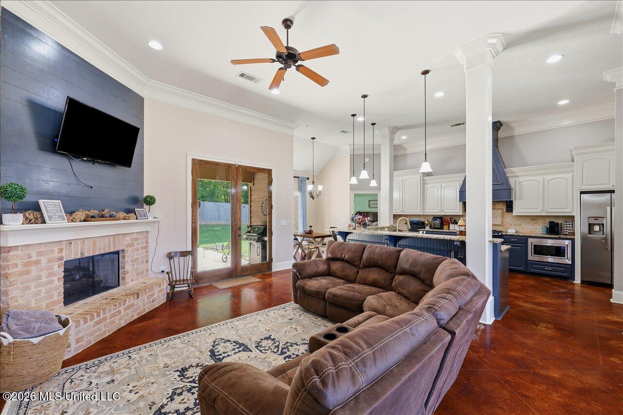 200 Belle Oak Drive Property Photo 5