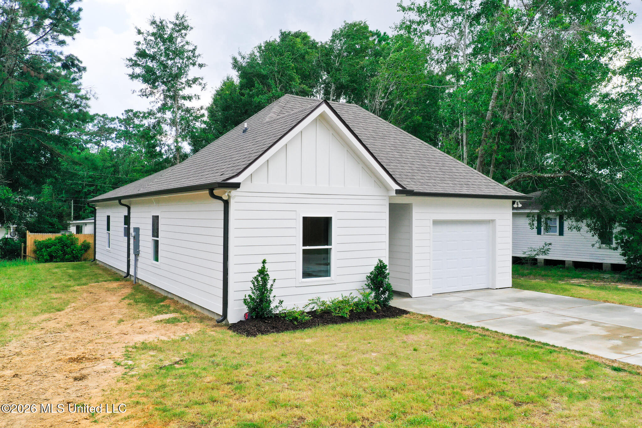 10726 Linohau Way Property Photo 3