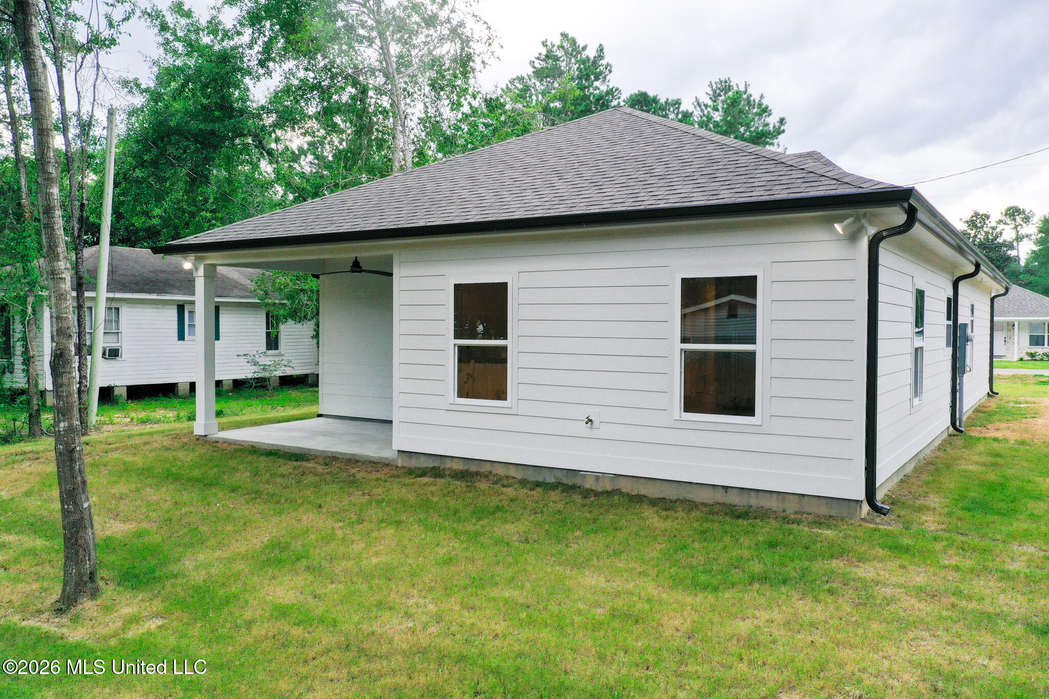 10726 Linohau Way Property Photo 4