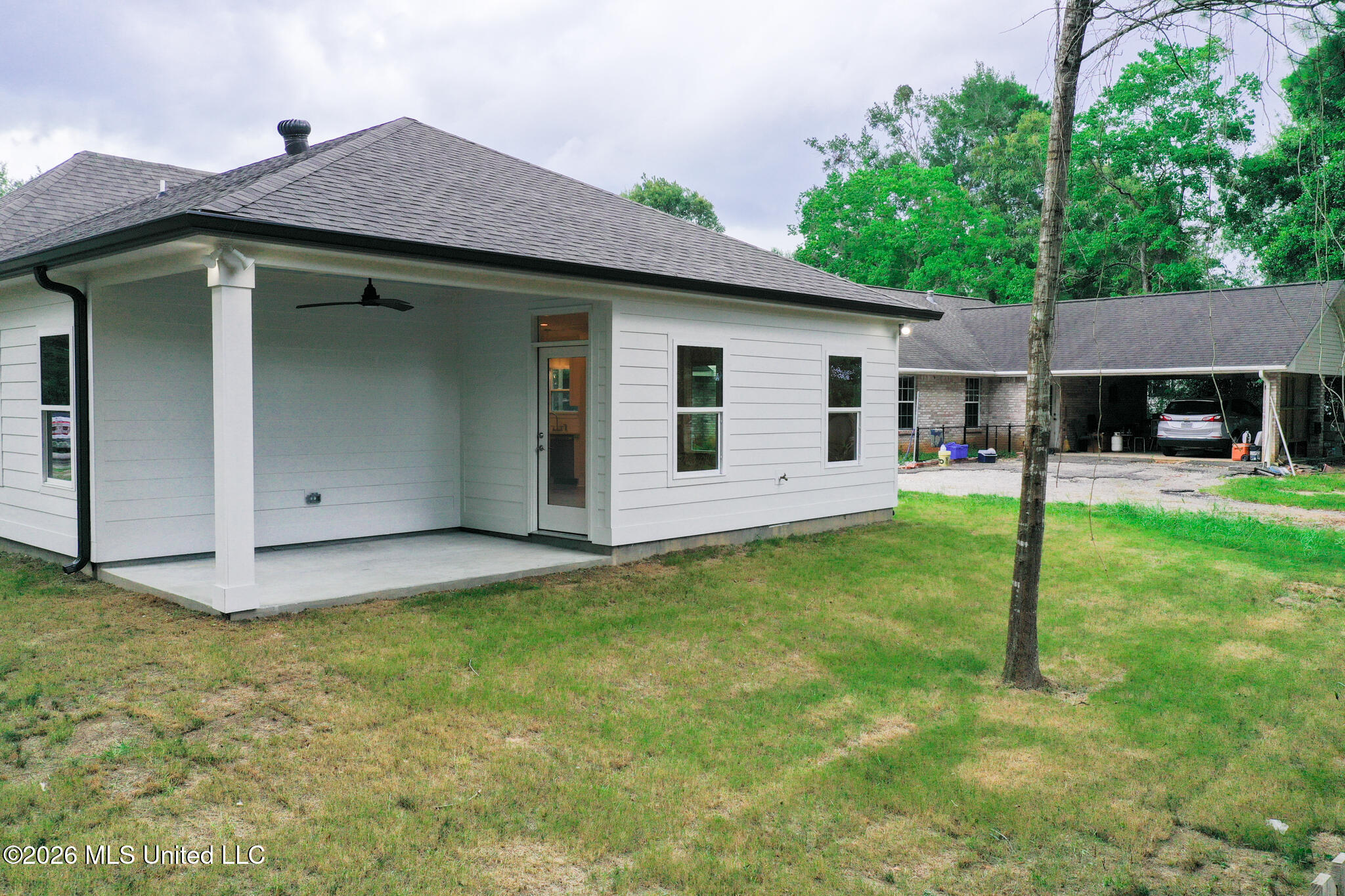 10726 Linohau Way Property Photo 5