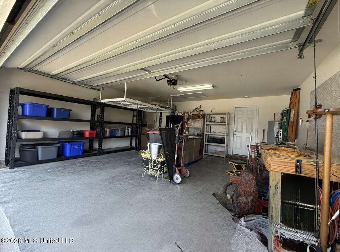 65 Whisperwood Lane Property Photo 10