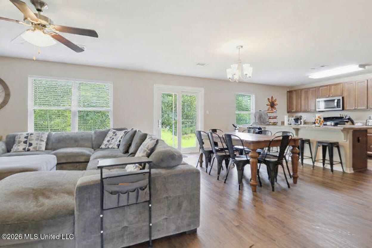 65 Whisperwood Lane Property Photo 23
