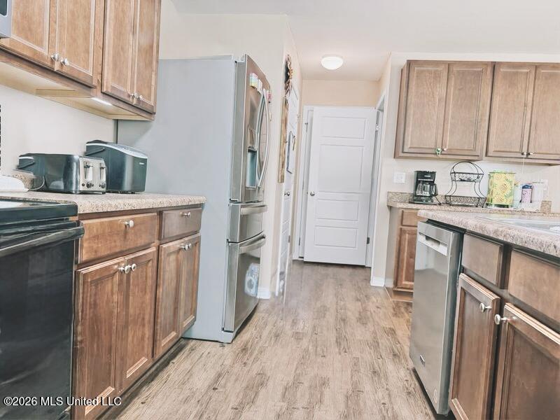 65 Whisperwood Lane Property Photo 32