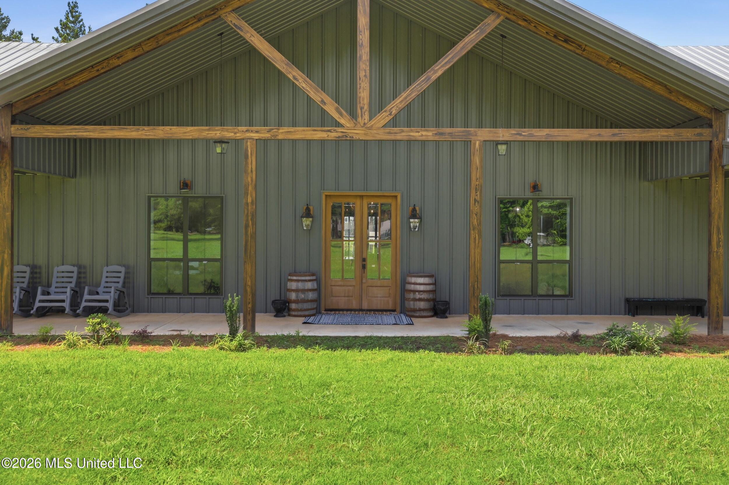 646 Myrick Strengthford Road Property Photo 8