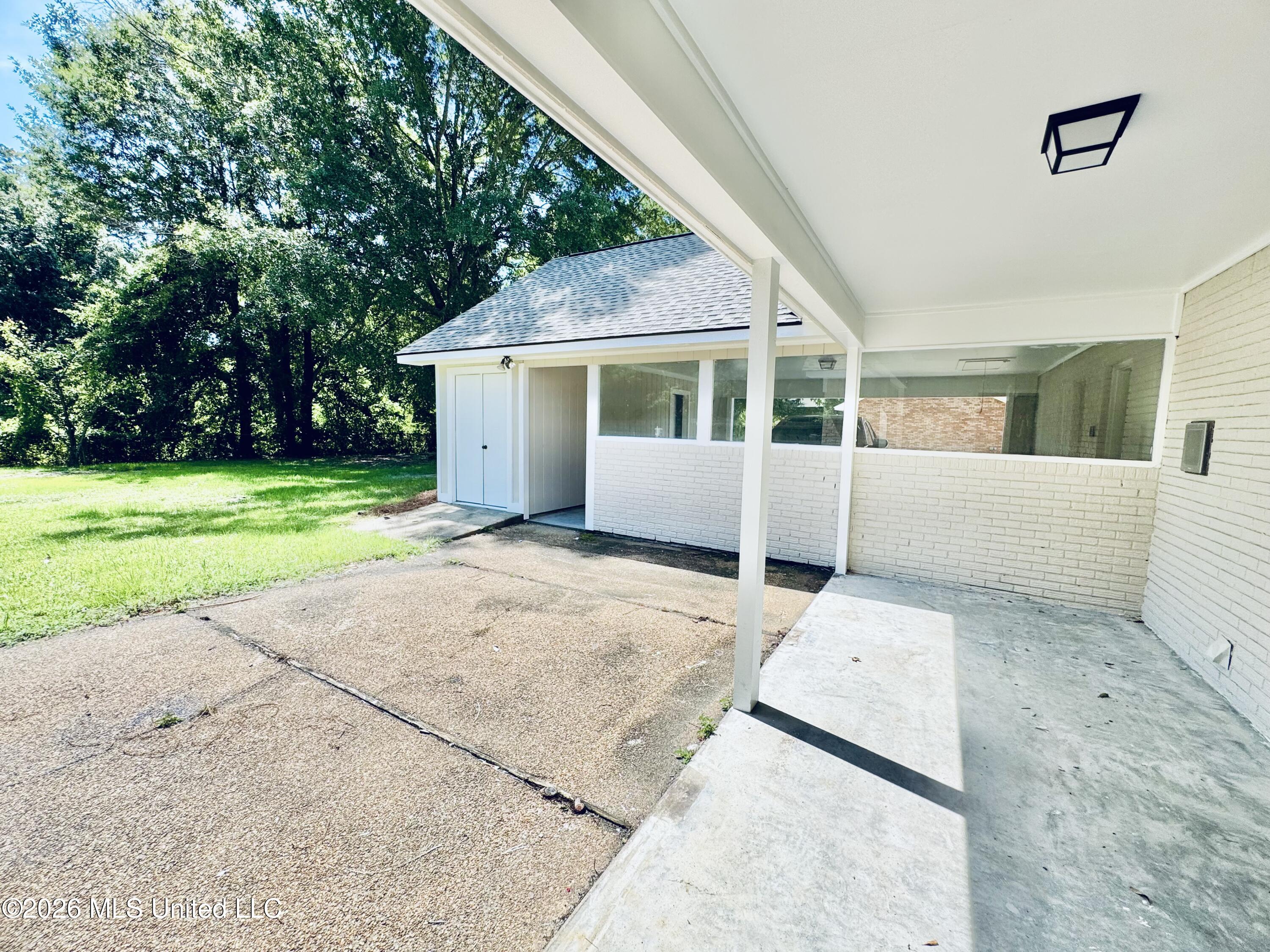 124 Westlake Drive Property Photo 84