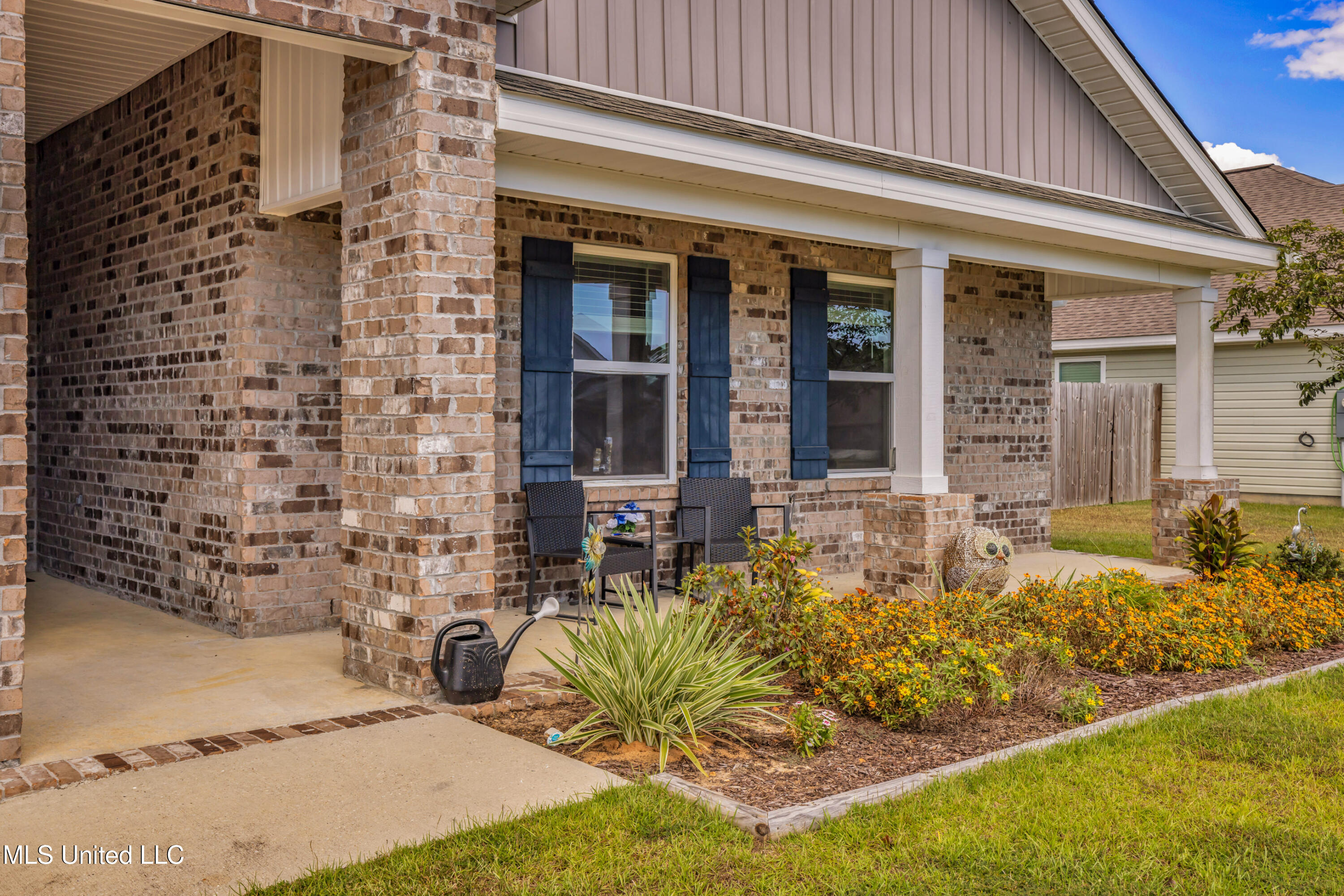 10440 Willow Leaf Drive Property Photo 6