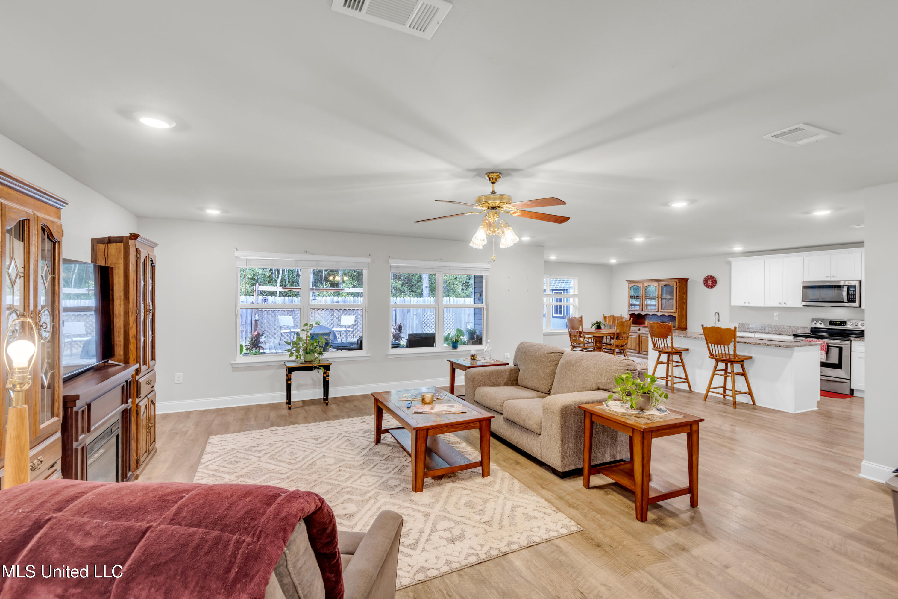 10440 Willow Leaf Drive Property Photo 10