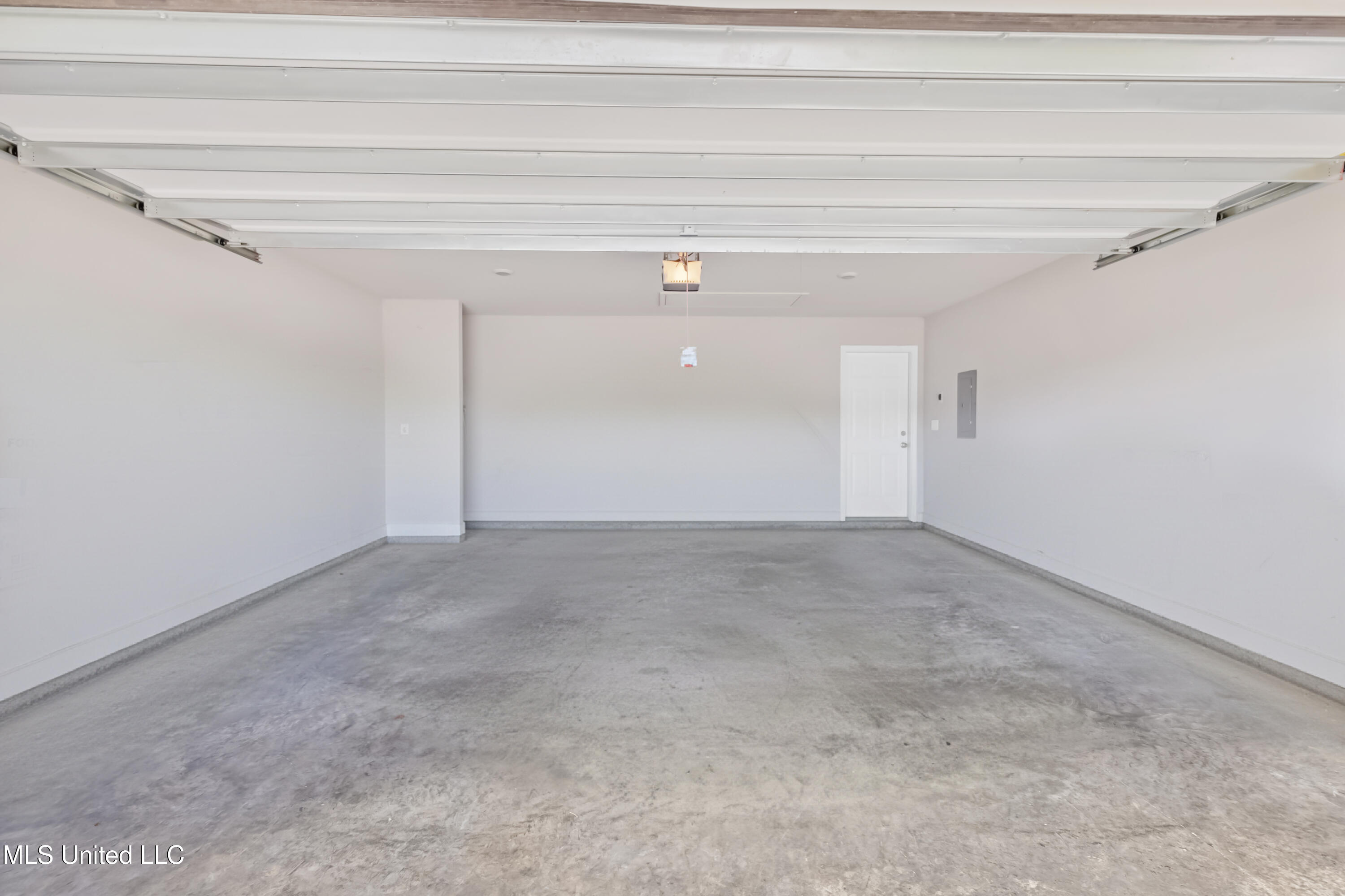 10440 Willow Leaf Drive Property Photo 54