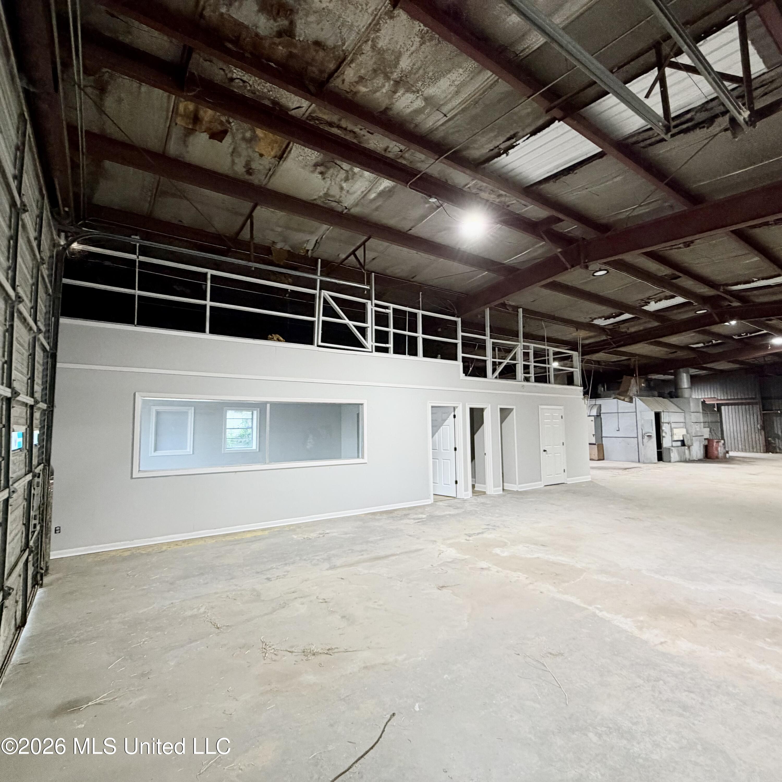 1904 Washington Street Property Photo 4