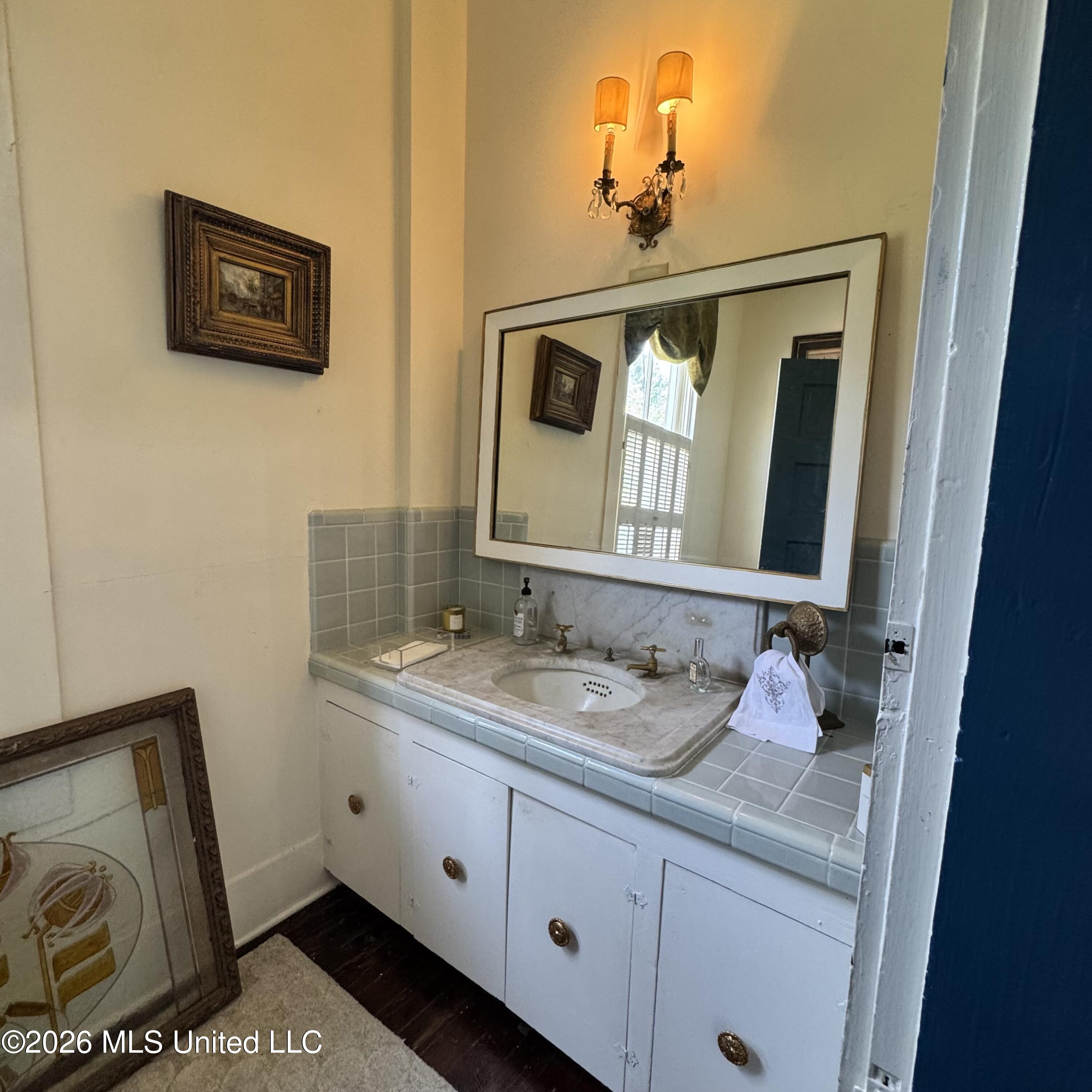 212 Linton Avenue Property Photo 18