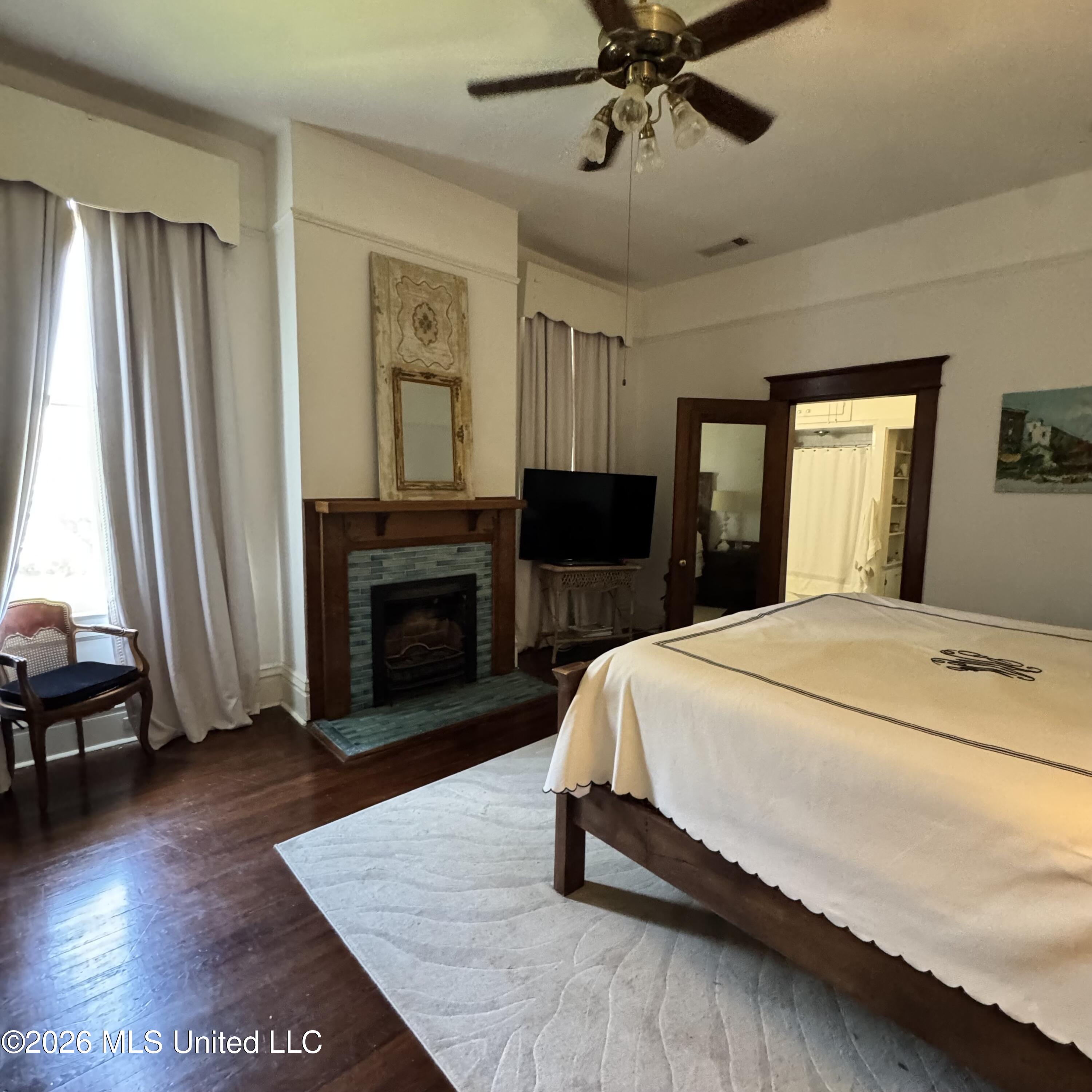 212 Linton Avenue Property Photo 28