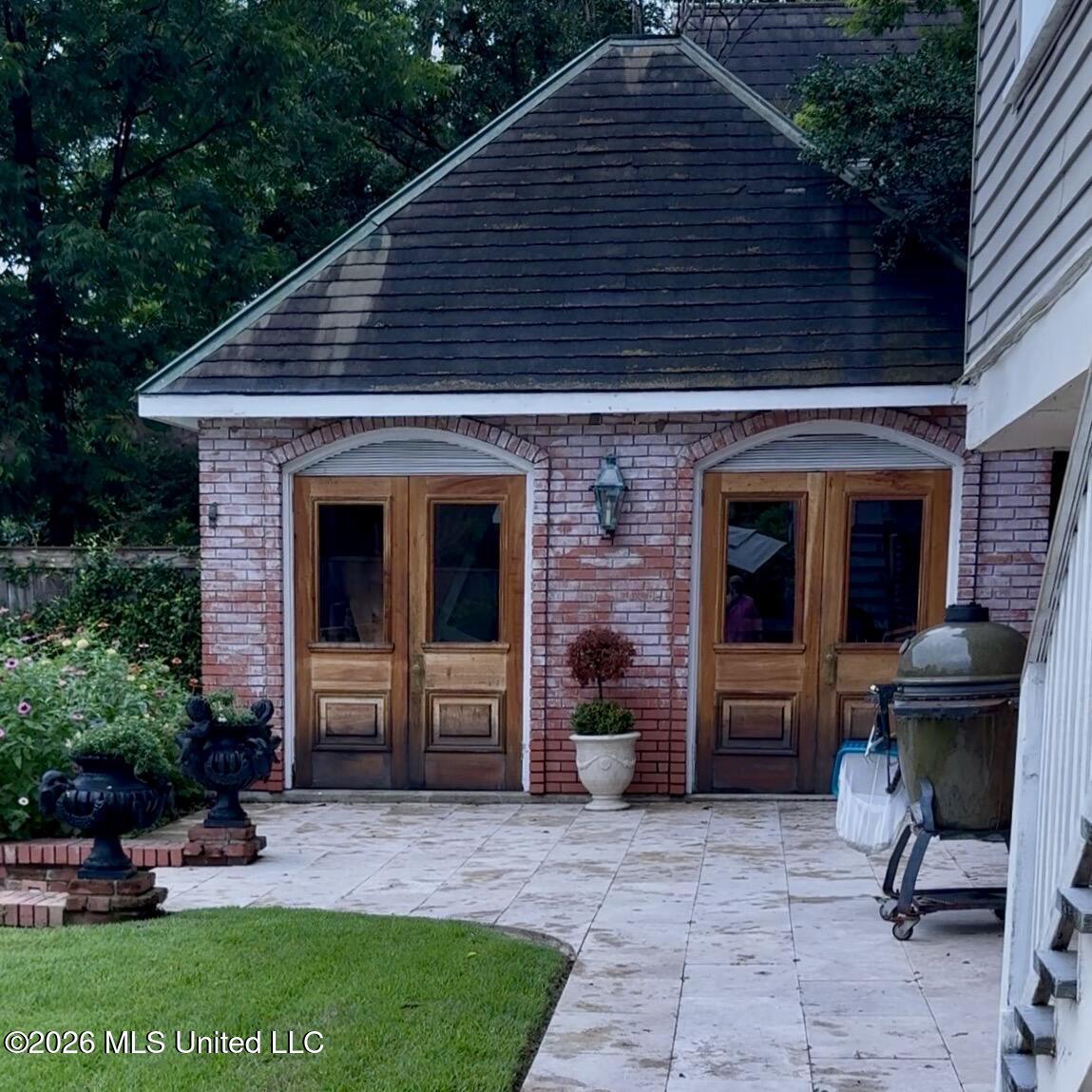 212 Linton Avenue Property Photo 33