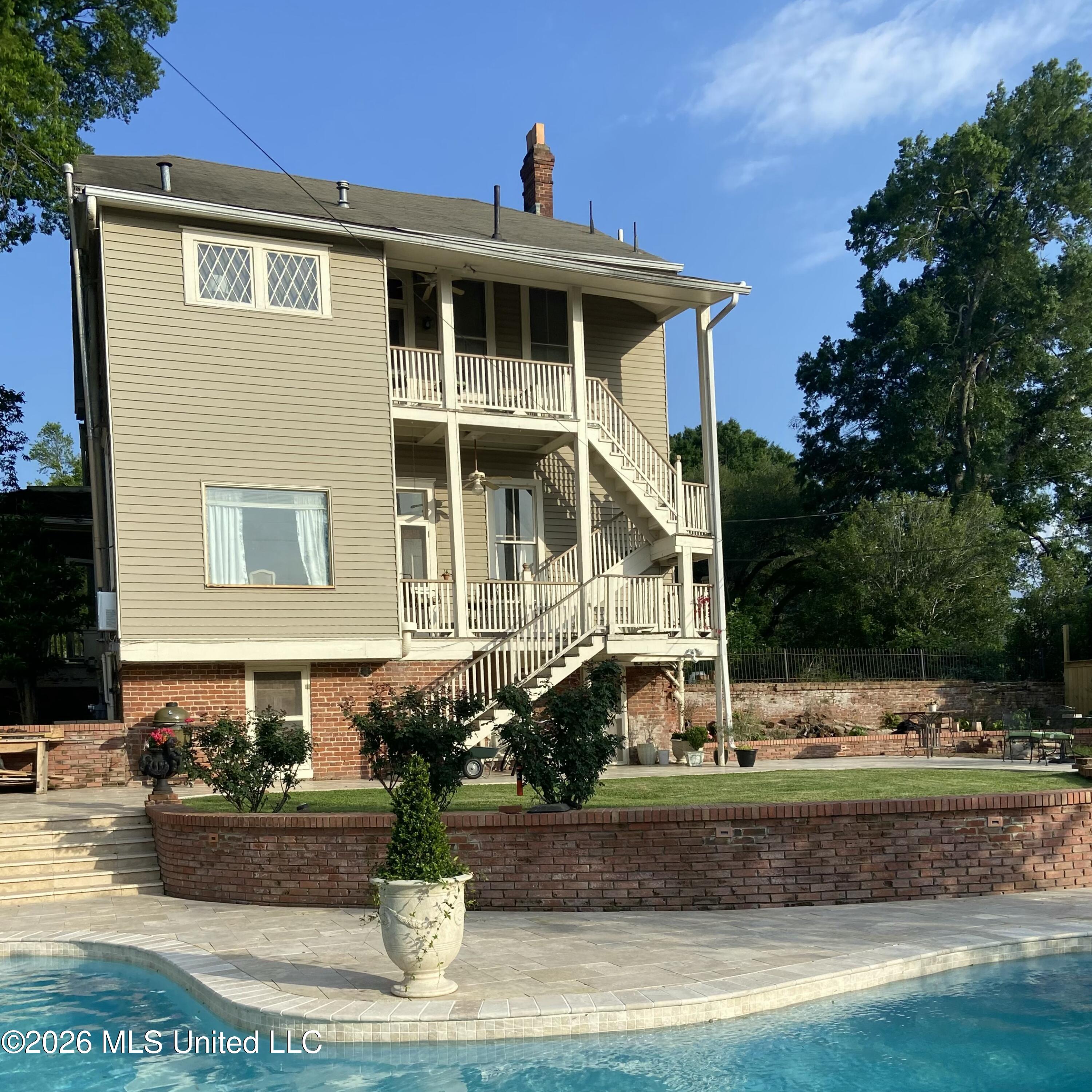 212 Linton Avenue Property Photo 38