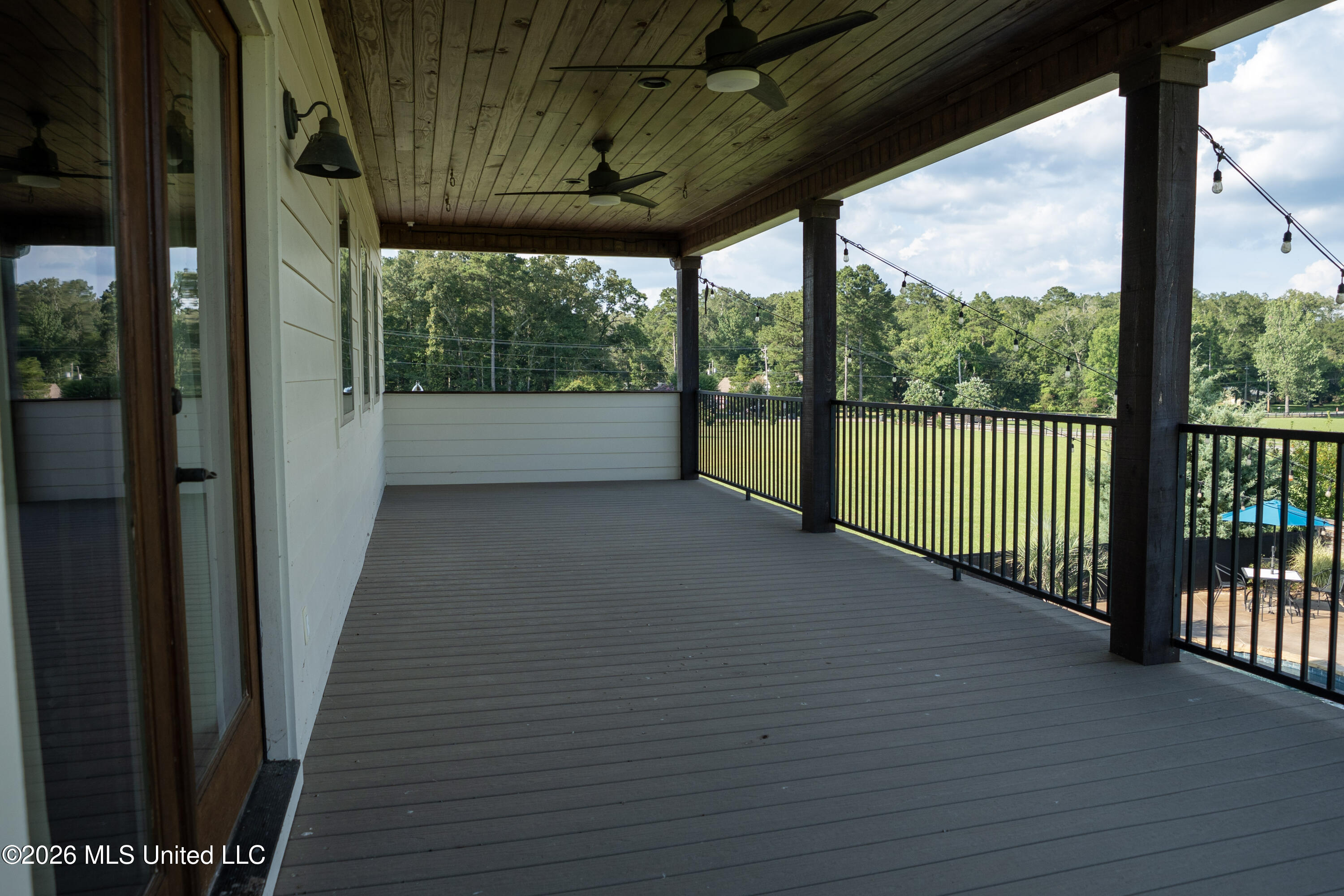 553 Tara Road Property Photo 24