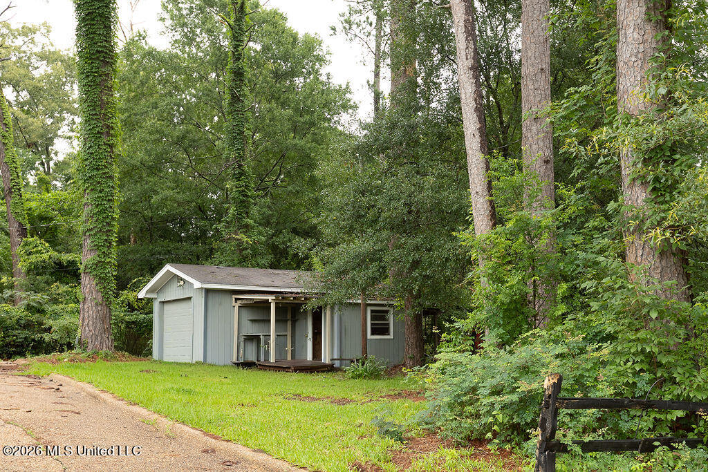 6450 Manship Road Property Photo 3