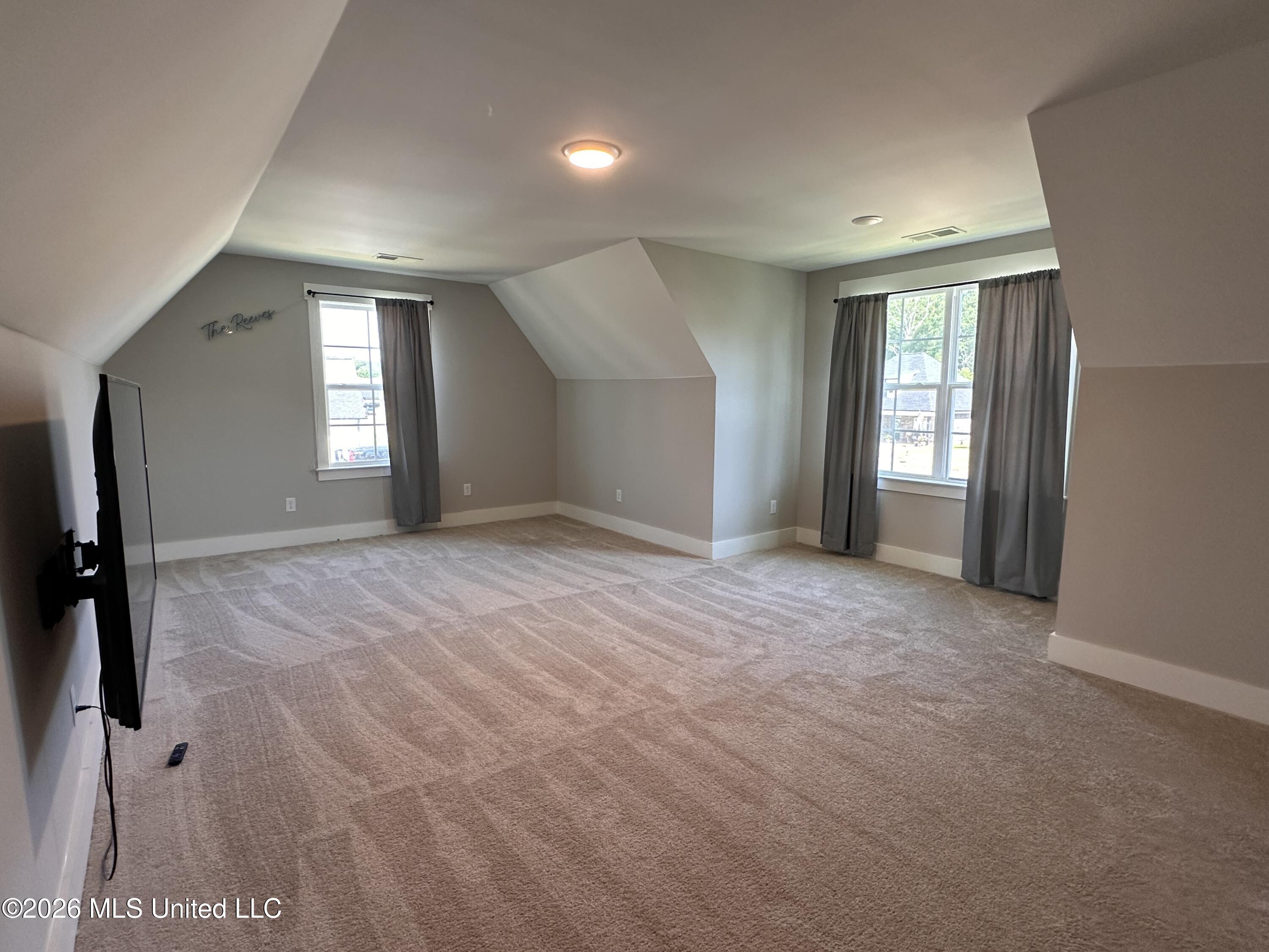 2204 Watson View East Property Photo 24