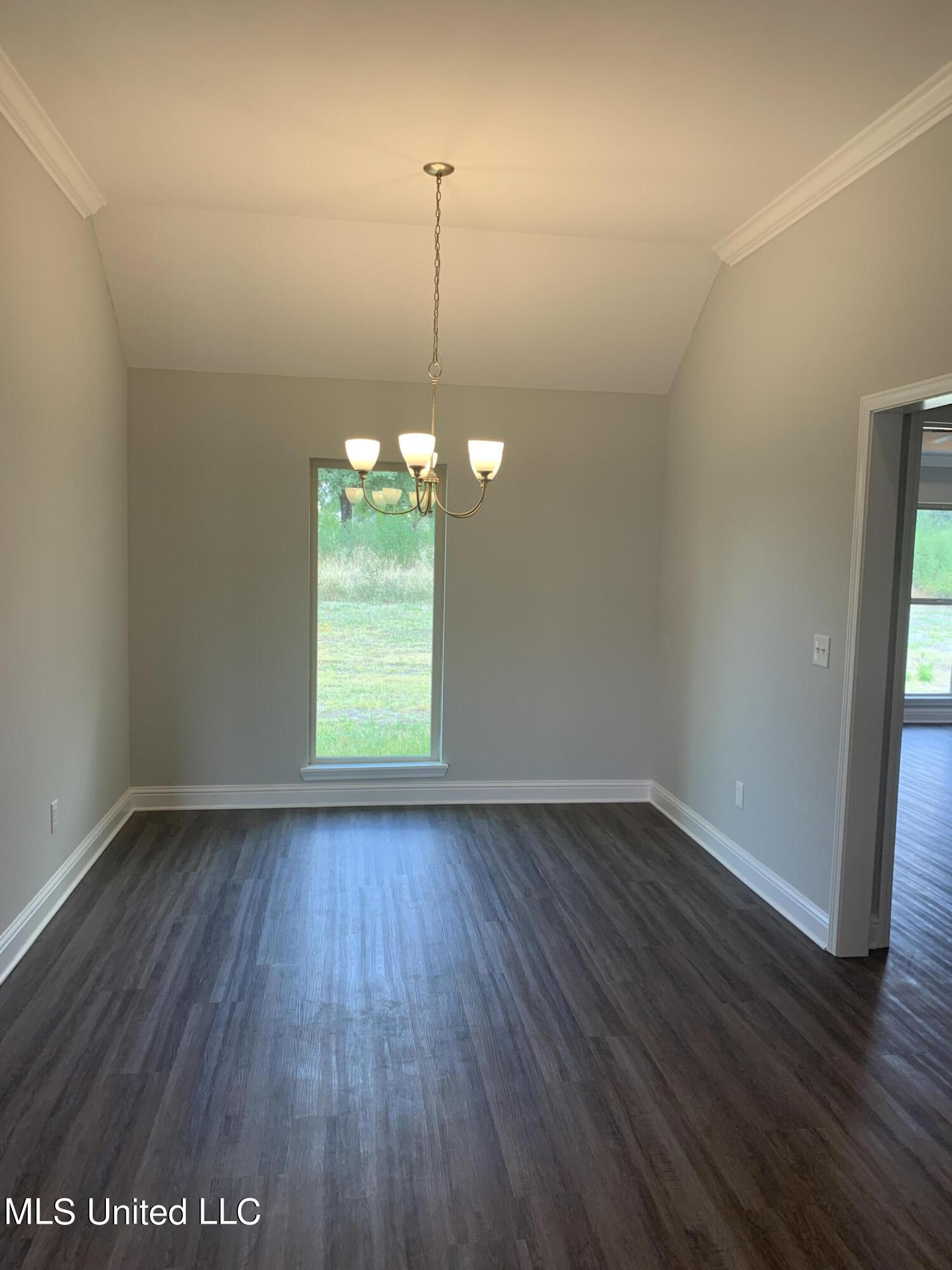 624 Westfield Drive Property Photo 9