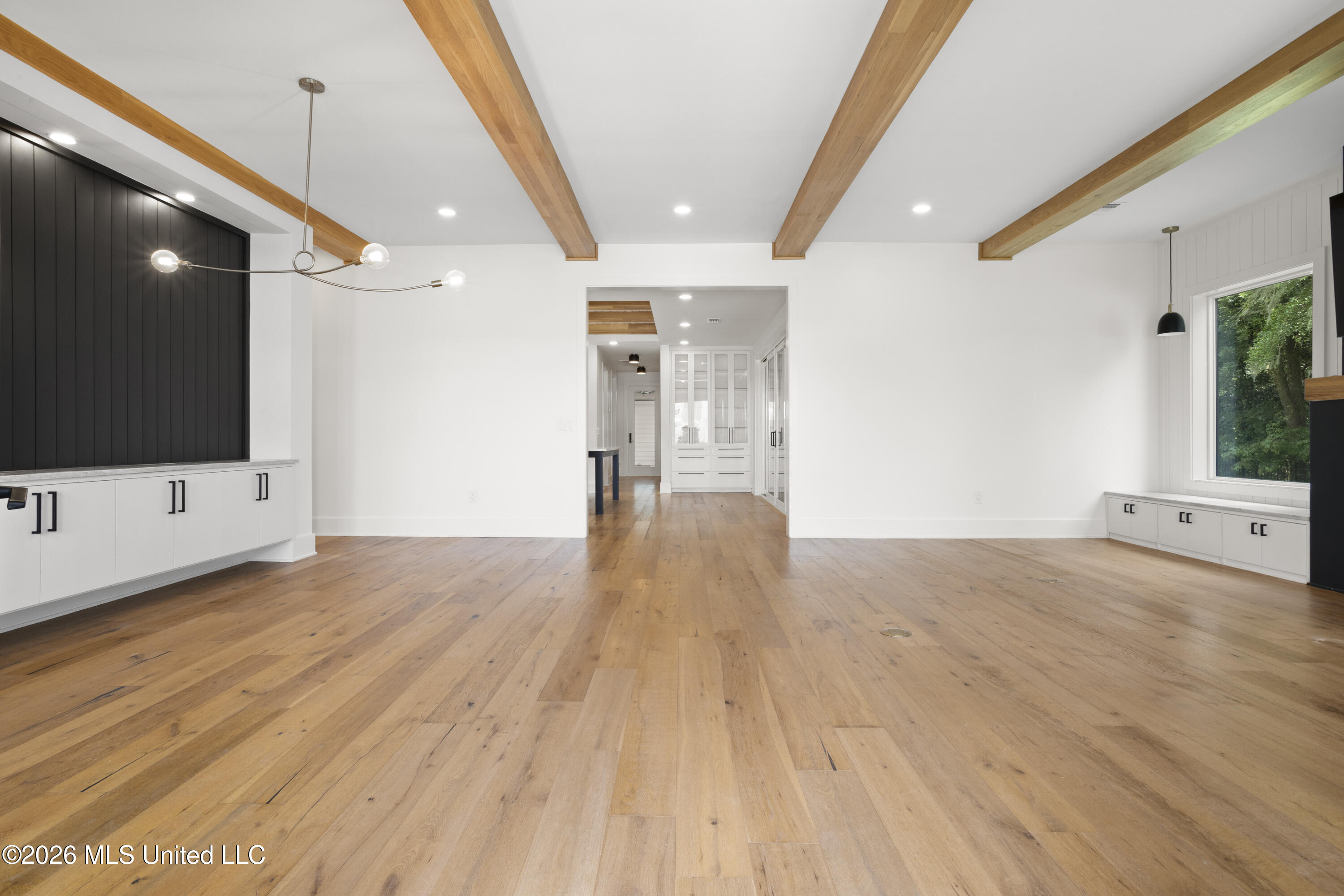 305 Beach Hill Road Property Photo 11