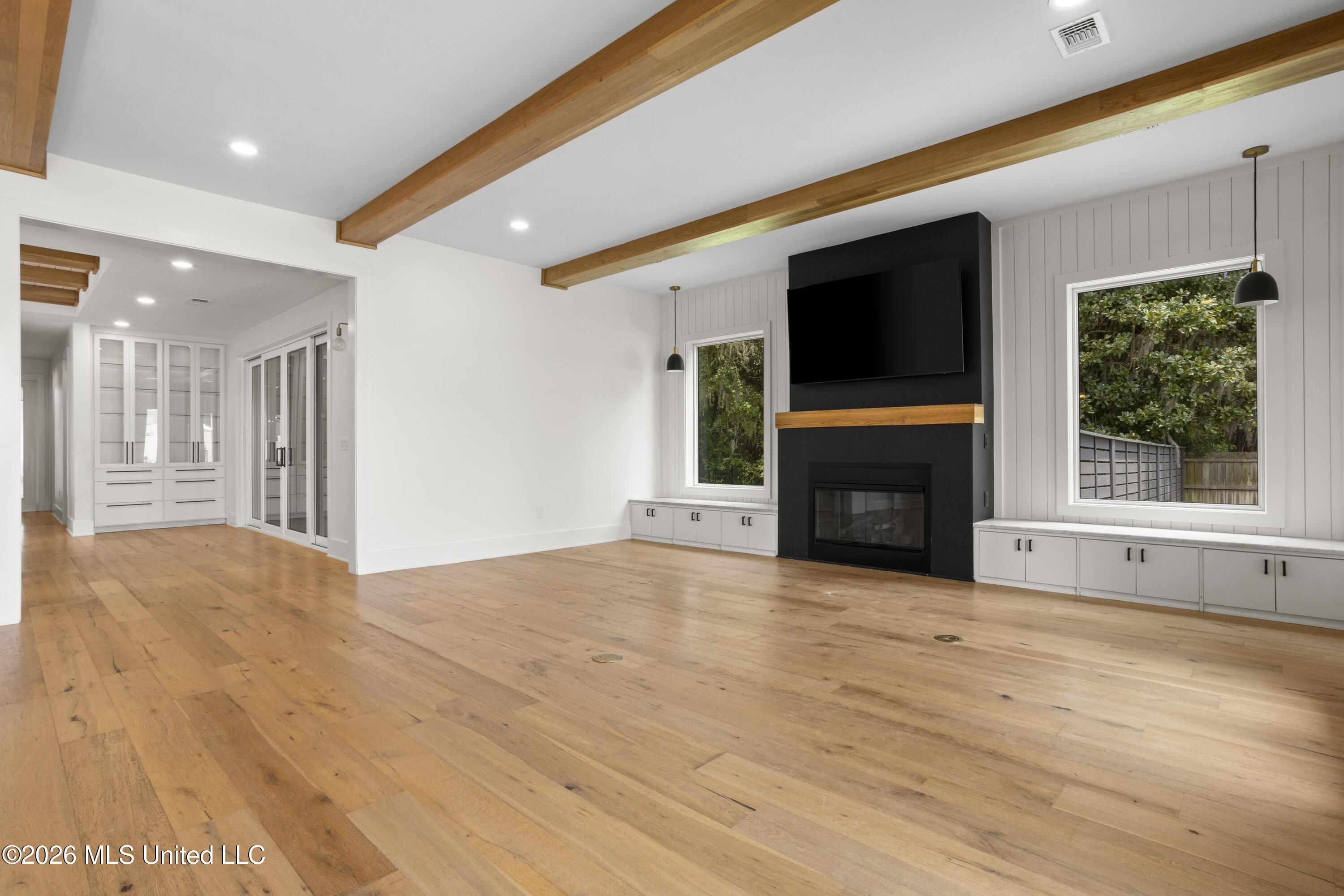 305 Beach Hill Road Property Photo 14